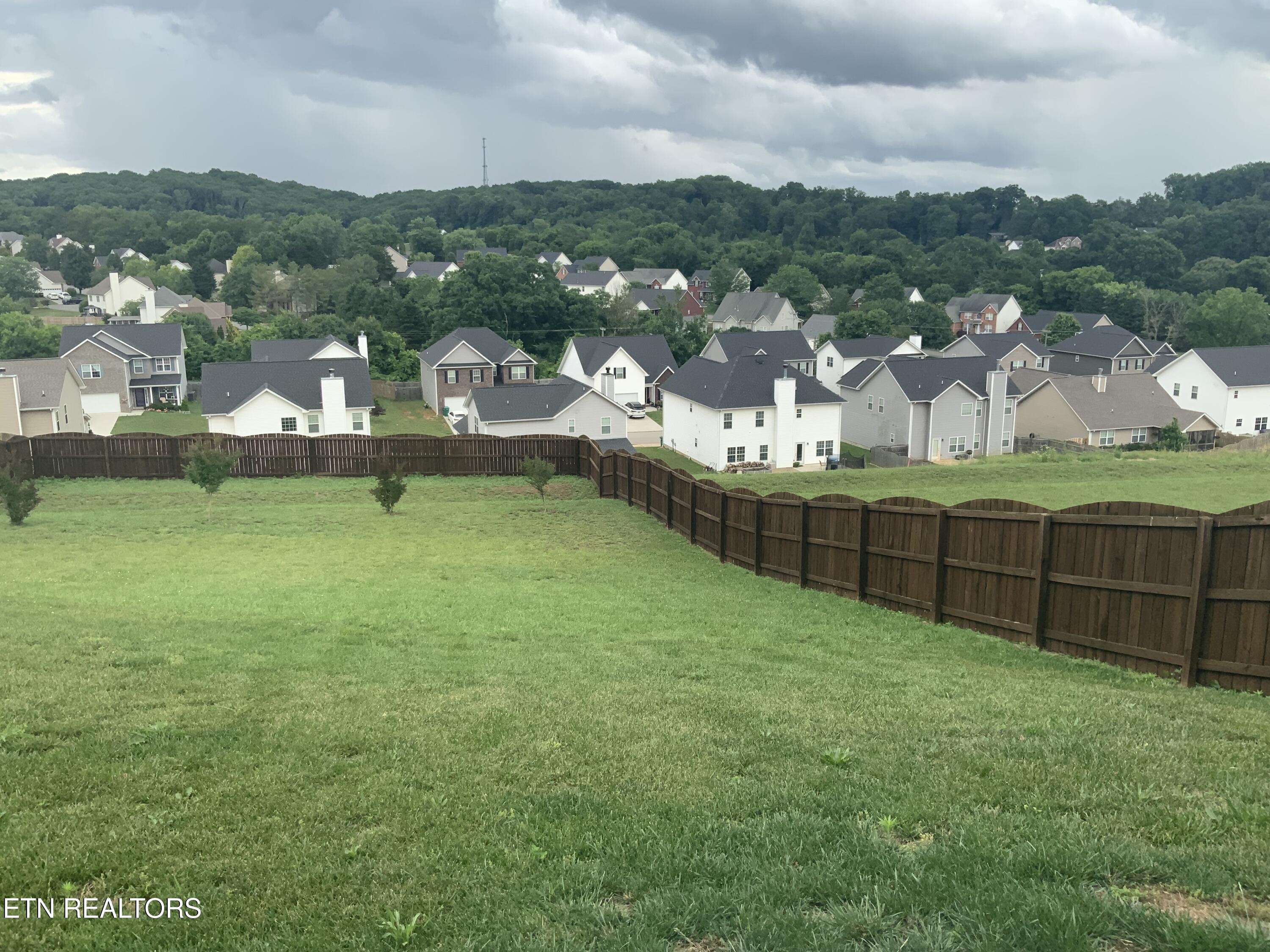 8230 Equinox Lane Powell TN 37849
