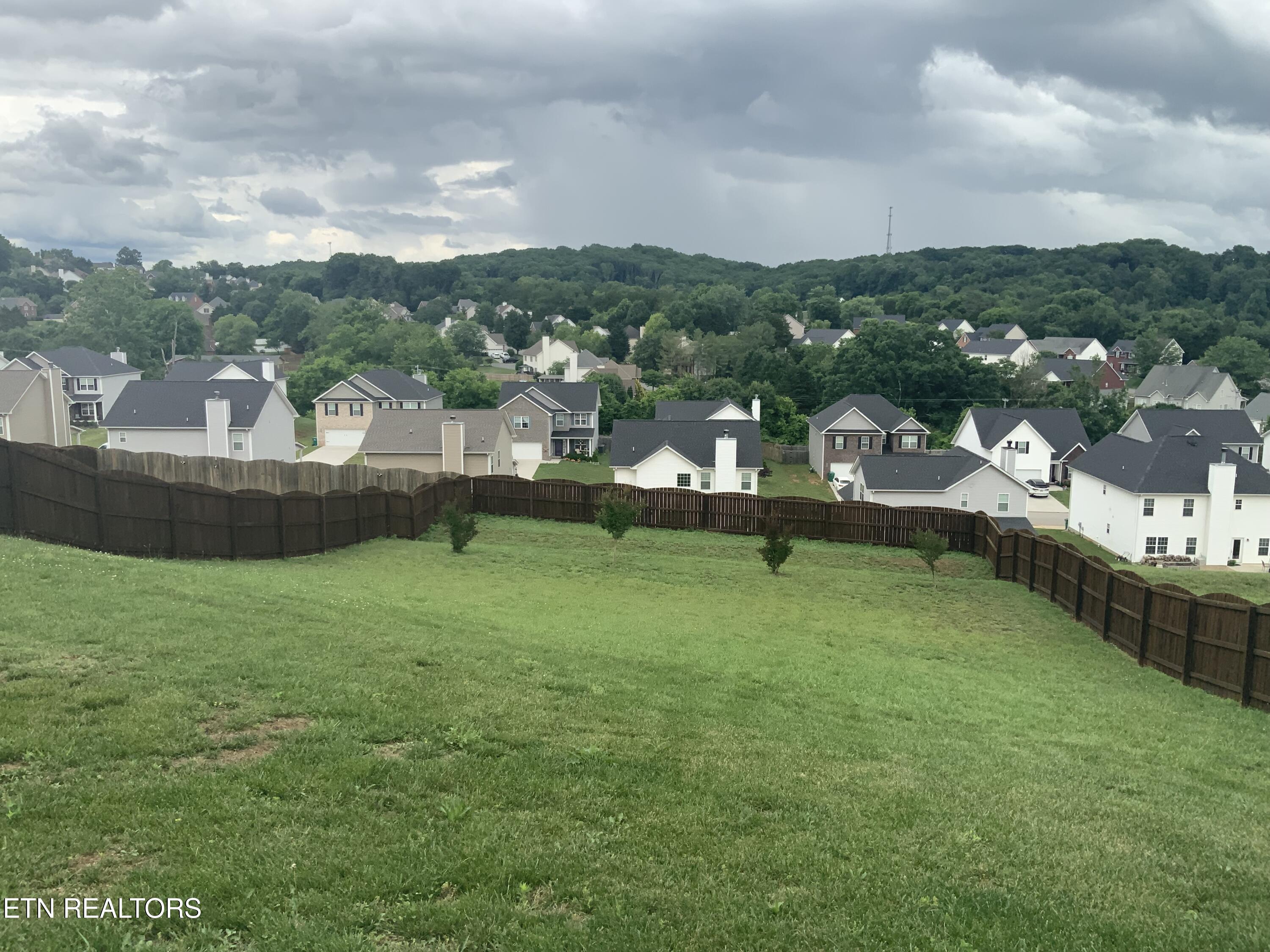 8230 Equinox Lane Powell TN 37849