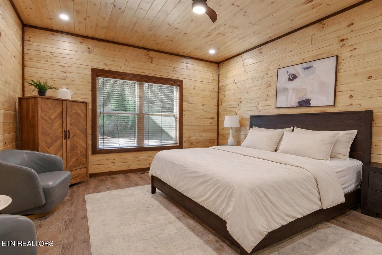 3138 White Falcon Way Pigeon Forge TN 37863