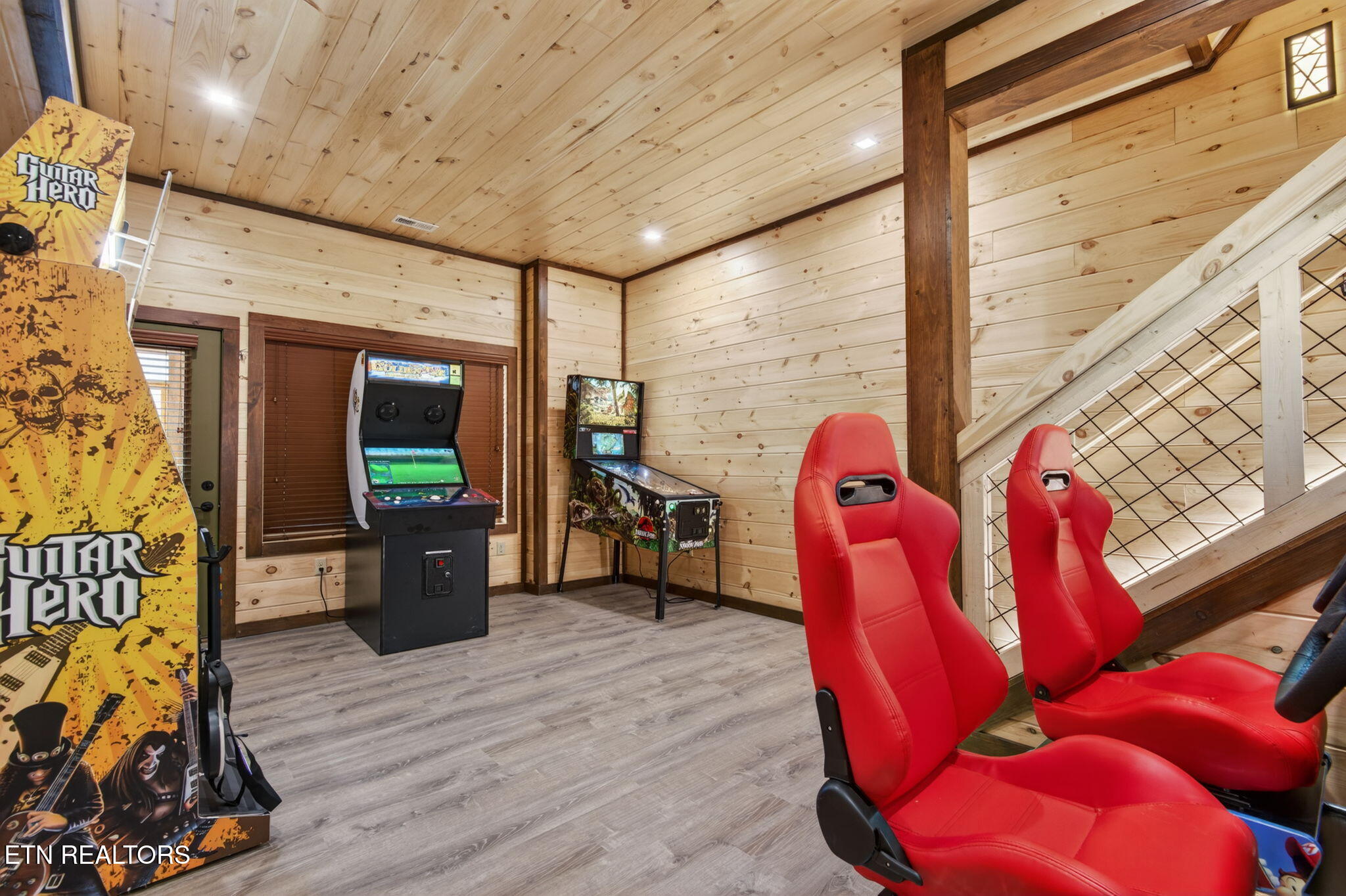 3138 White Falcon Way Pigeon Forge TN 37863