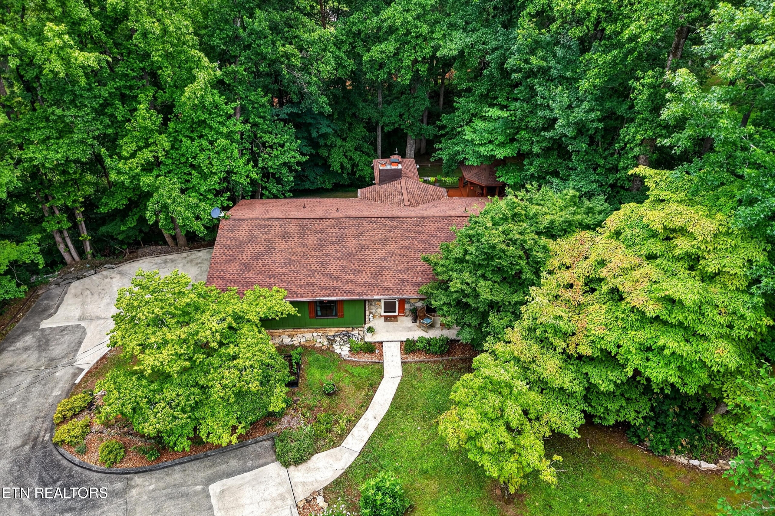 1545 Little John Lane Cookeville TN 38501