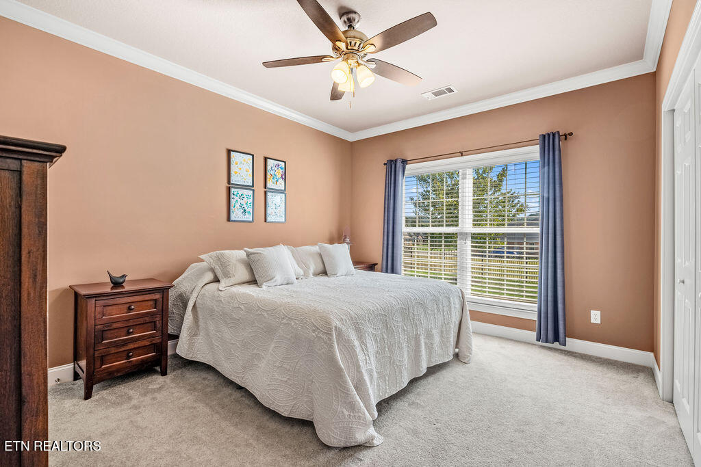 170 E Port Drive Lenoir City TN 37772