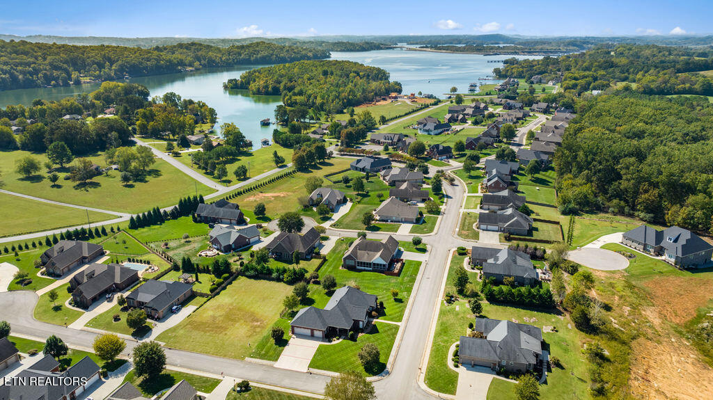 170 E Port Drive Lenoir City TN 37772