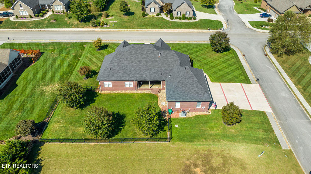 170 E Port Drive Lenoir City TN 37772