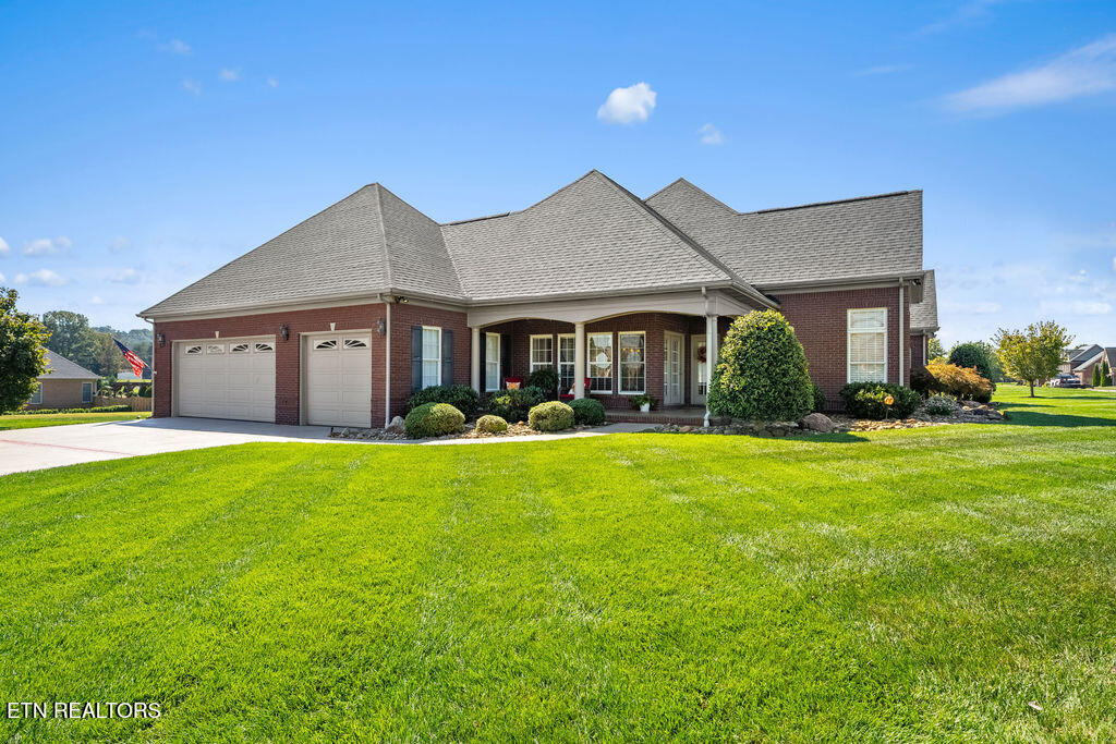 170 E Port Drive Lenoir City TN 37772