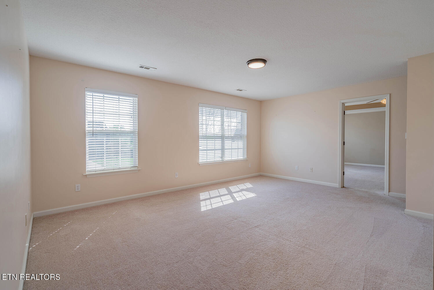 6331 Mcmillan Creek Drive Knoxville TN 37924
