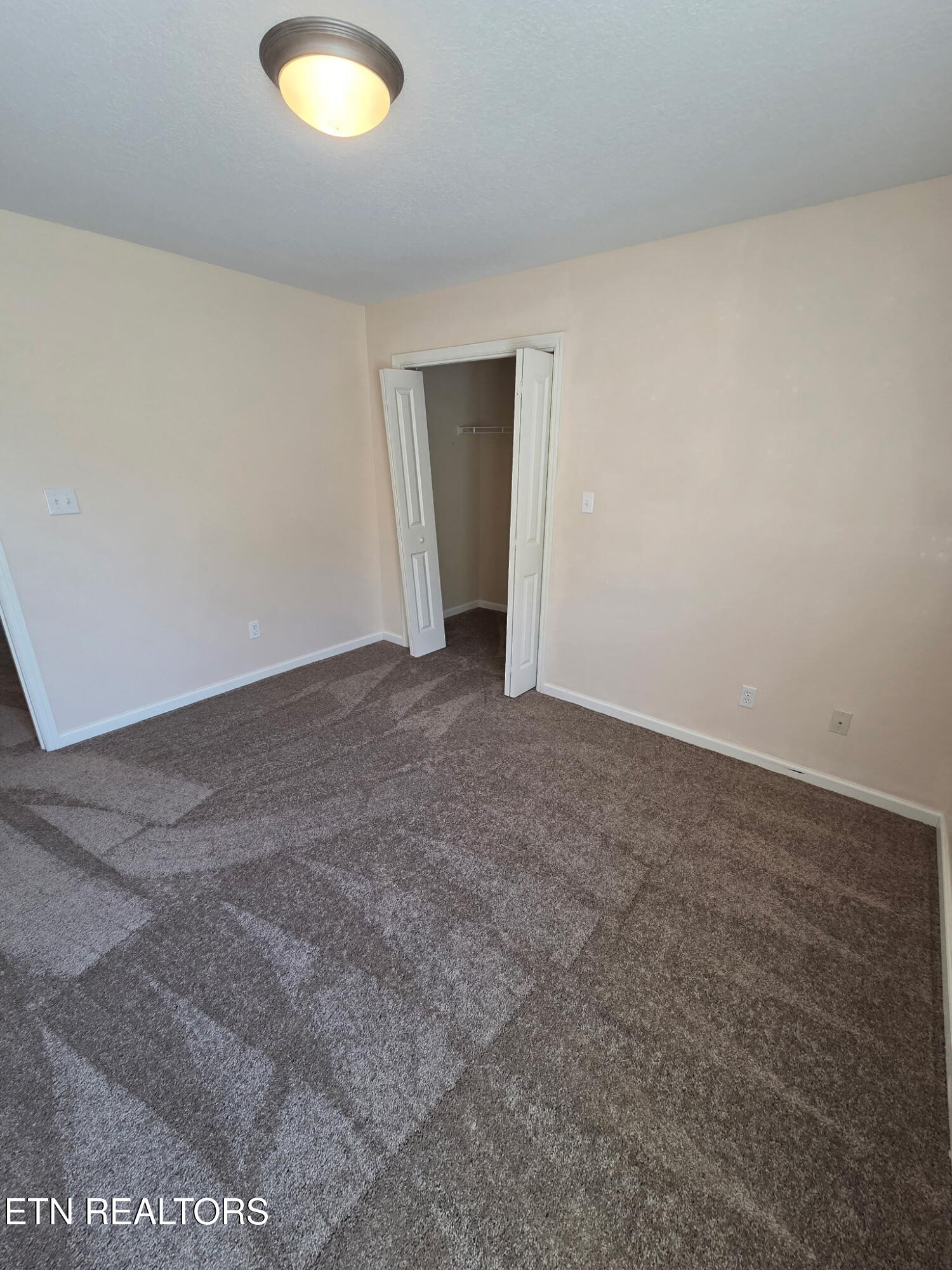 6331 Mcmillan Creek Drive Knoxville TN 37924