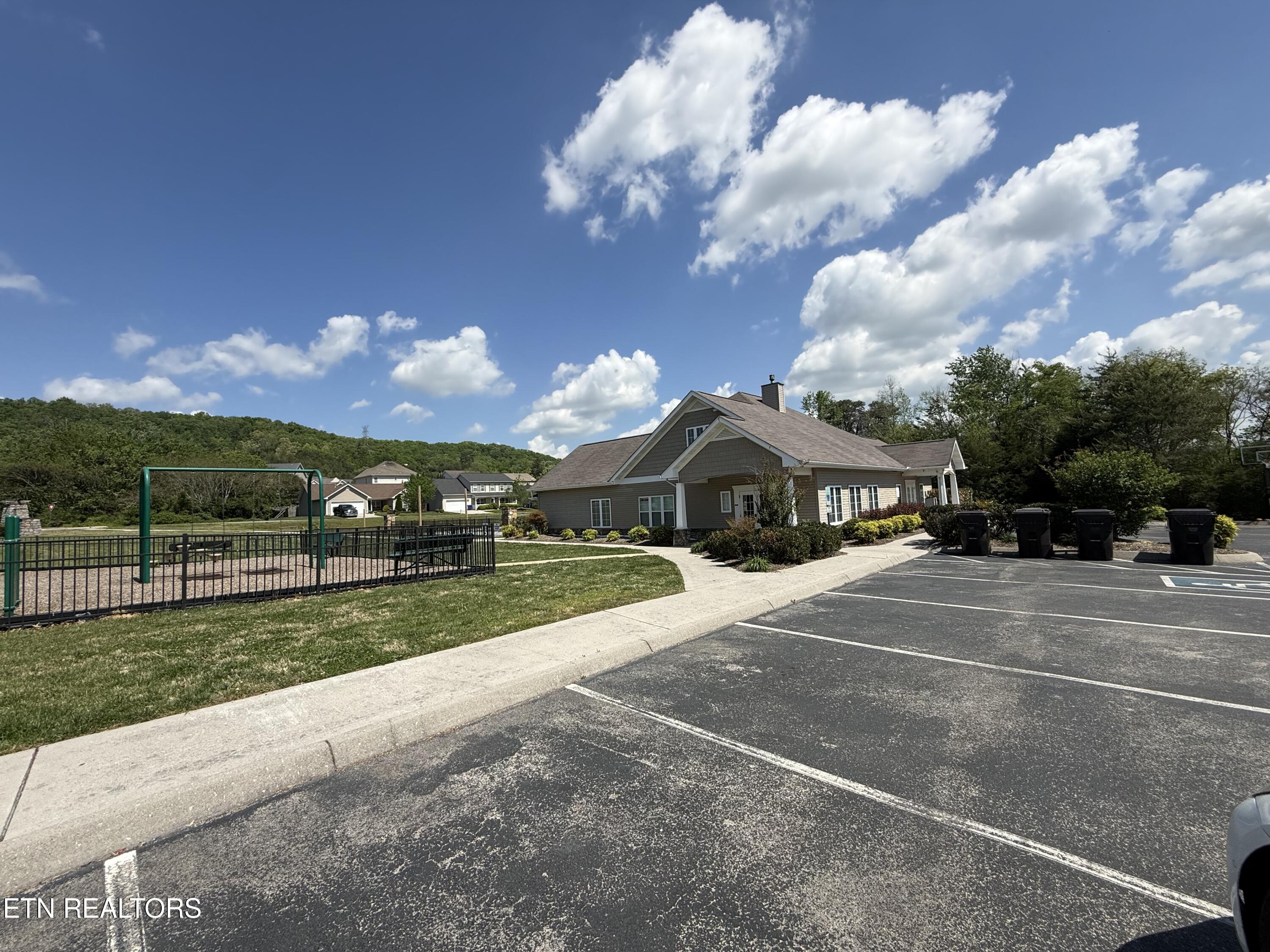 6331 Mcmillan Creek Drive Knoxville TN 37924