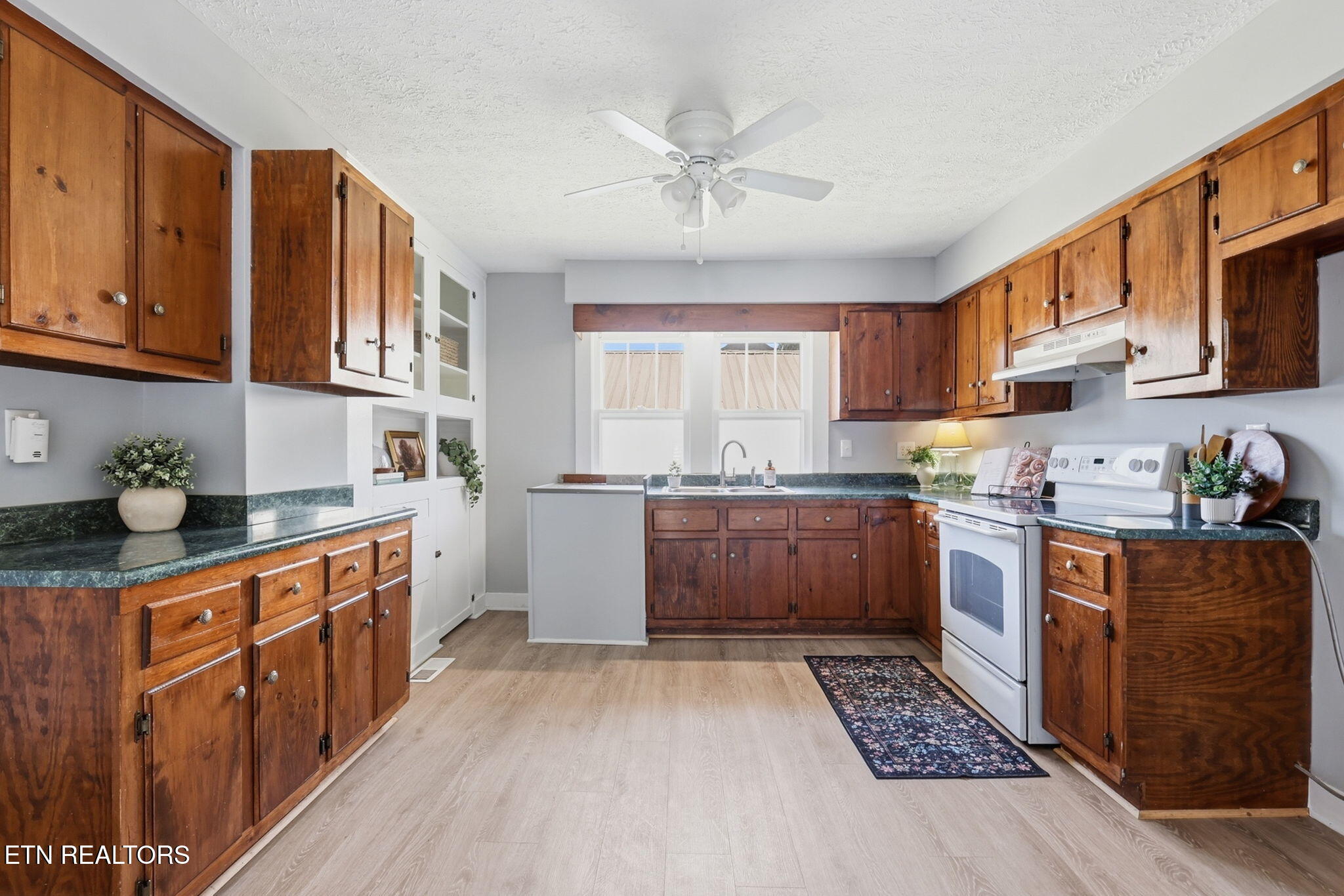 335 Oakdale Street Maryville TN 37801