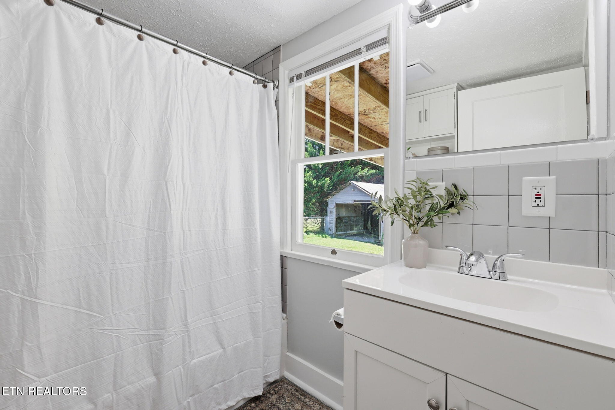 335 Oakdale Street Maryville TN 37801