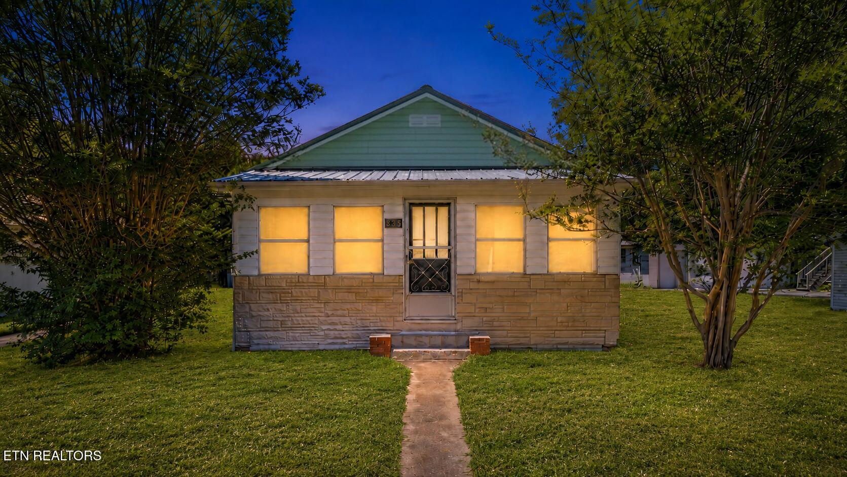 335 Oakdale Street Maryville TN 37801