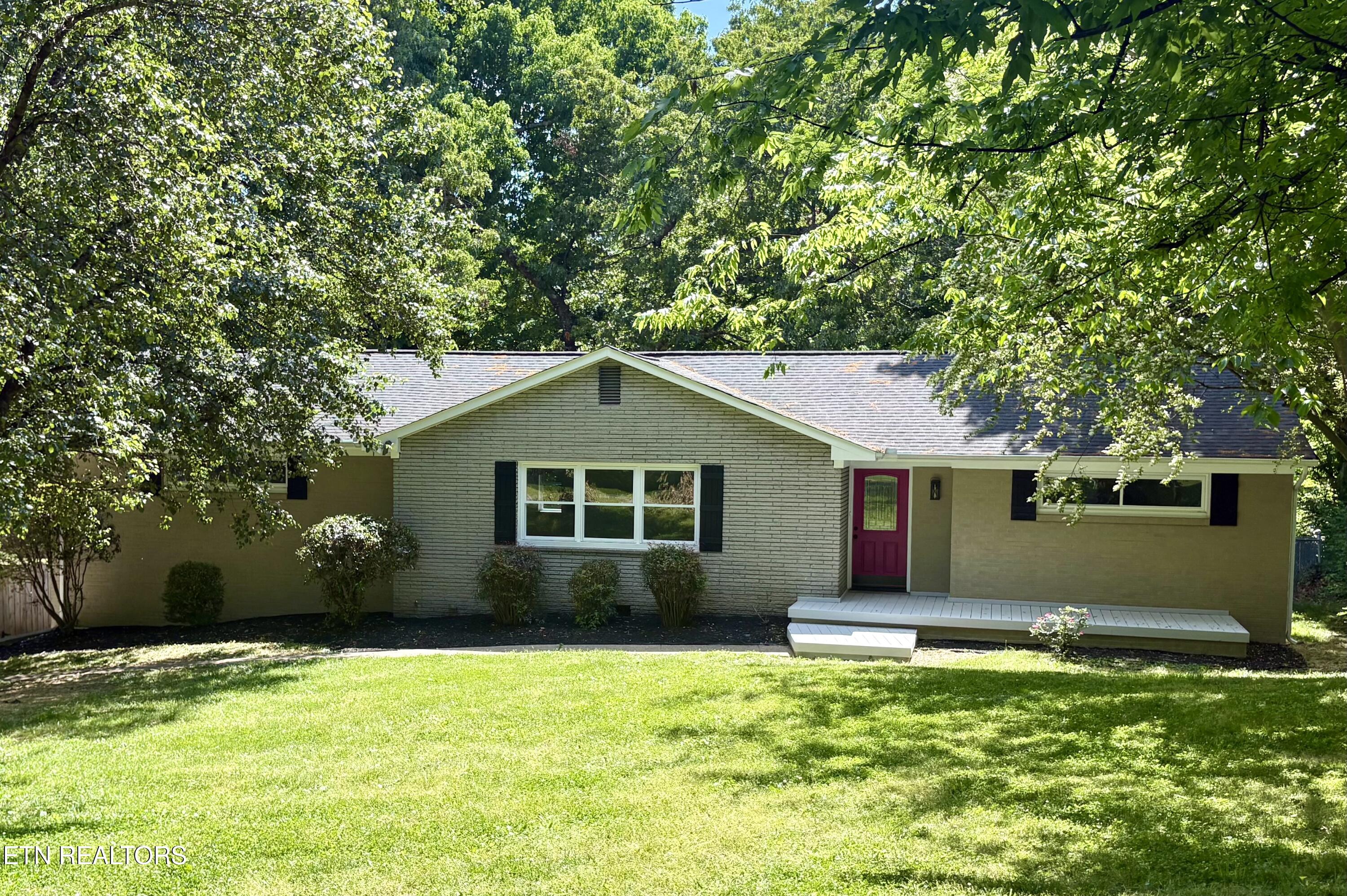 1613 Autry Way Knoxville TN 37909