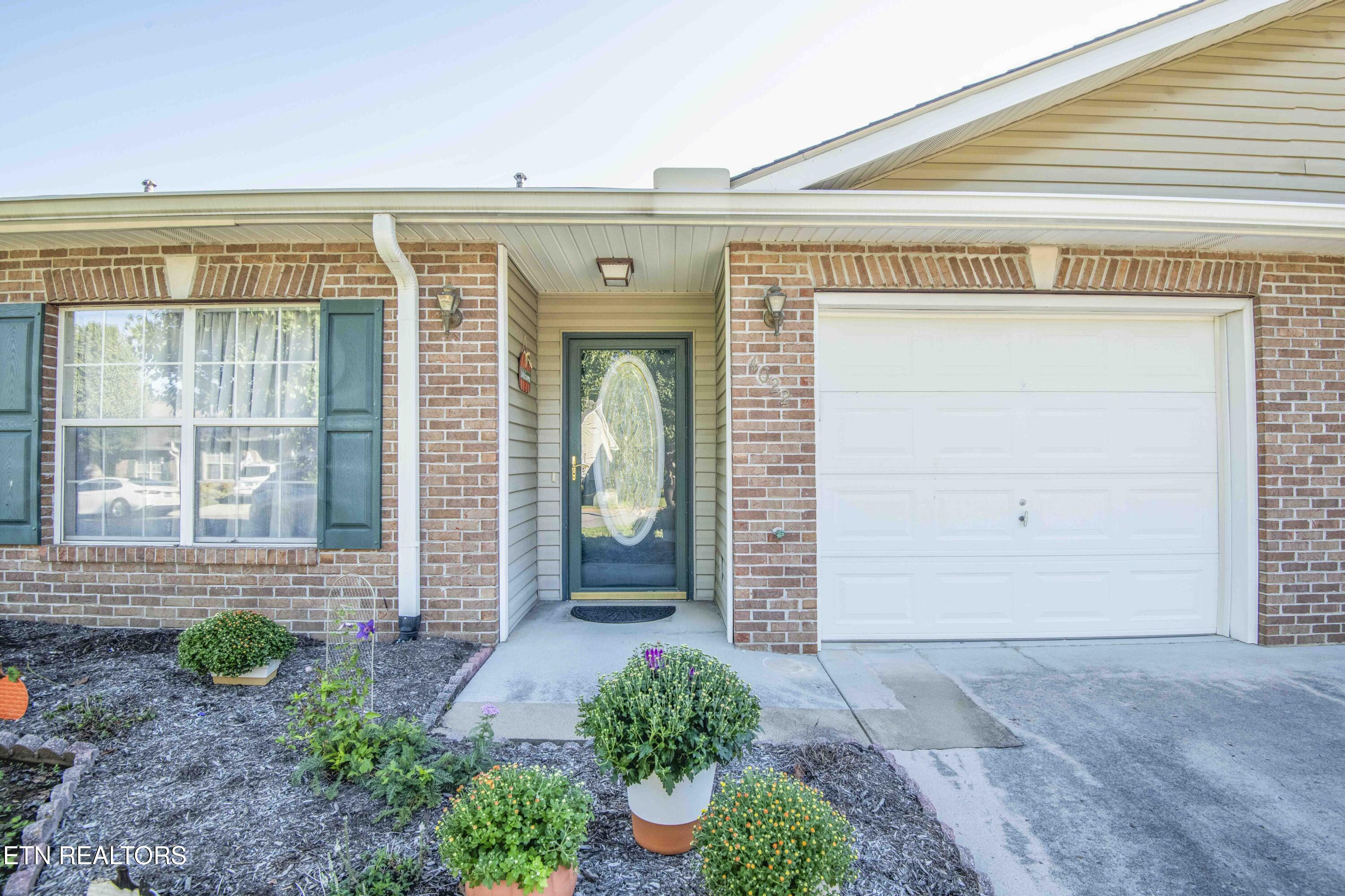 4022 Darwin Way Knoxville TN 37918