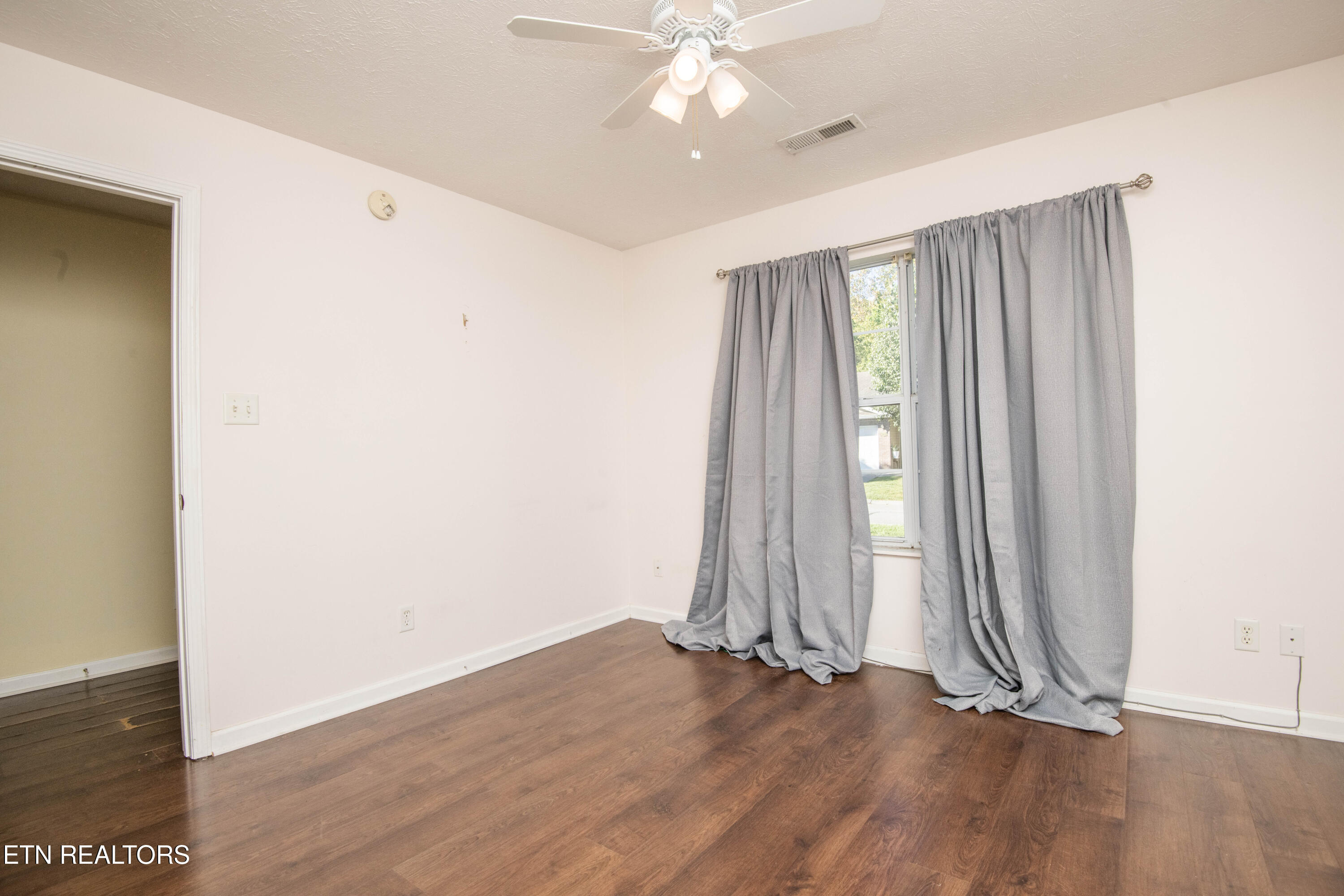 4022 Darwin Way Knoxville TN 37918