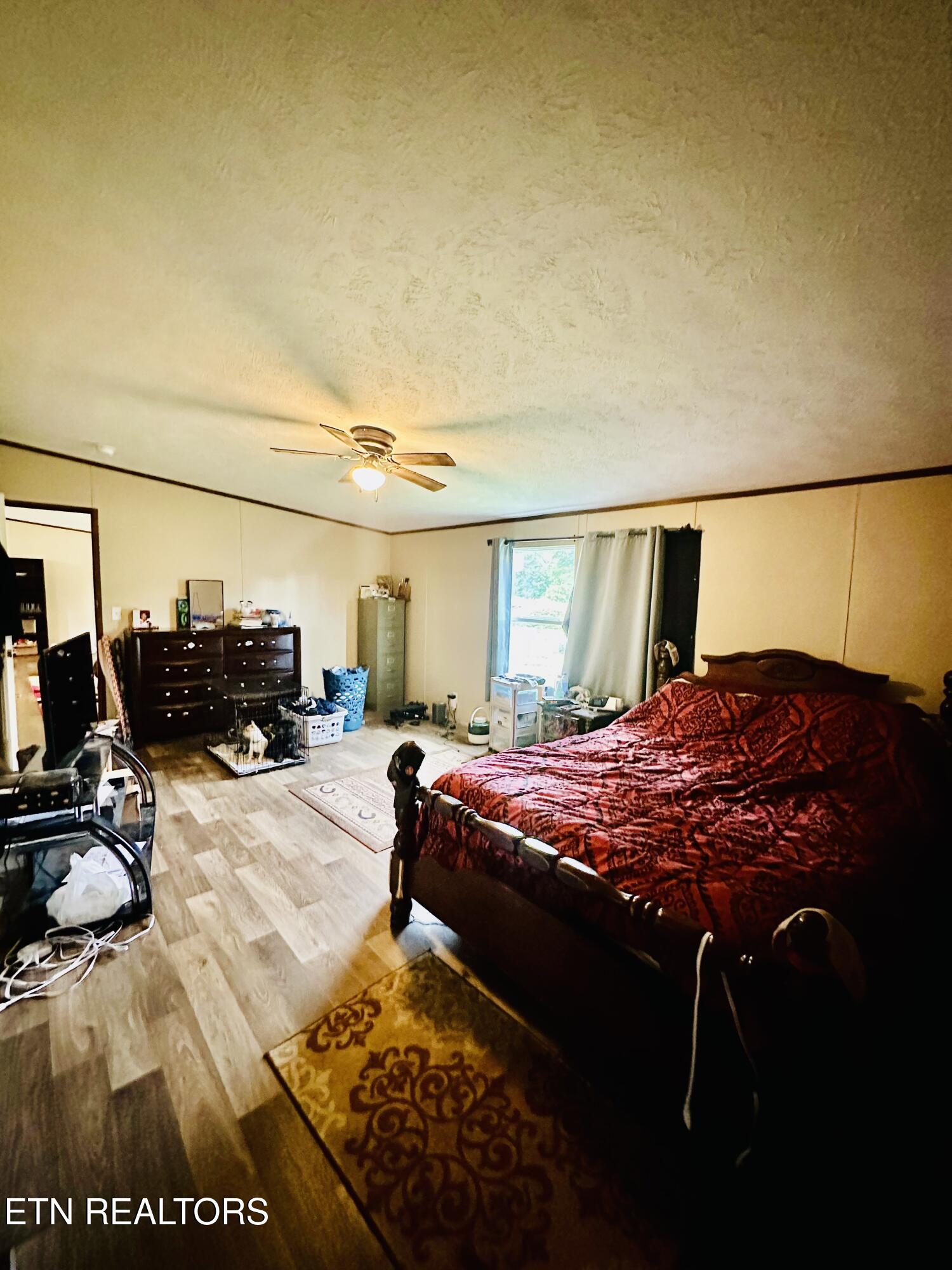 1240 Burrville Road Sunbright TN 37872
