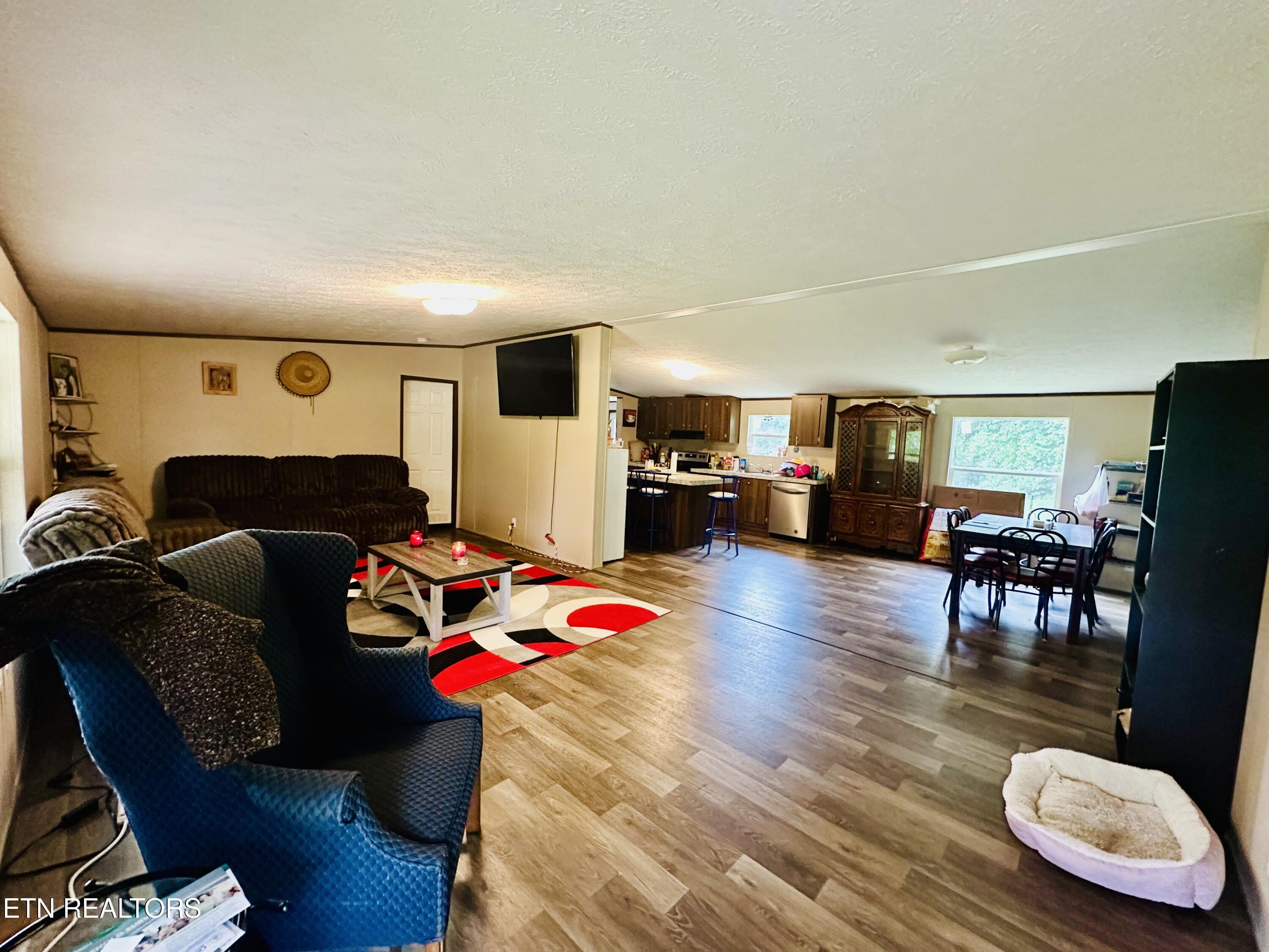 1240 Burrville Road Sunbright TN 37872