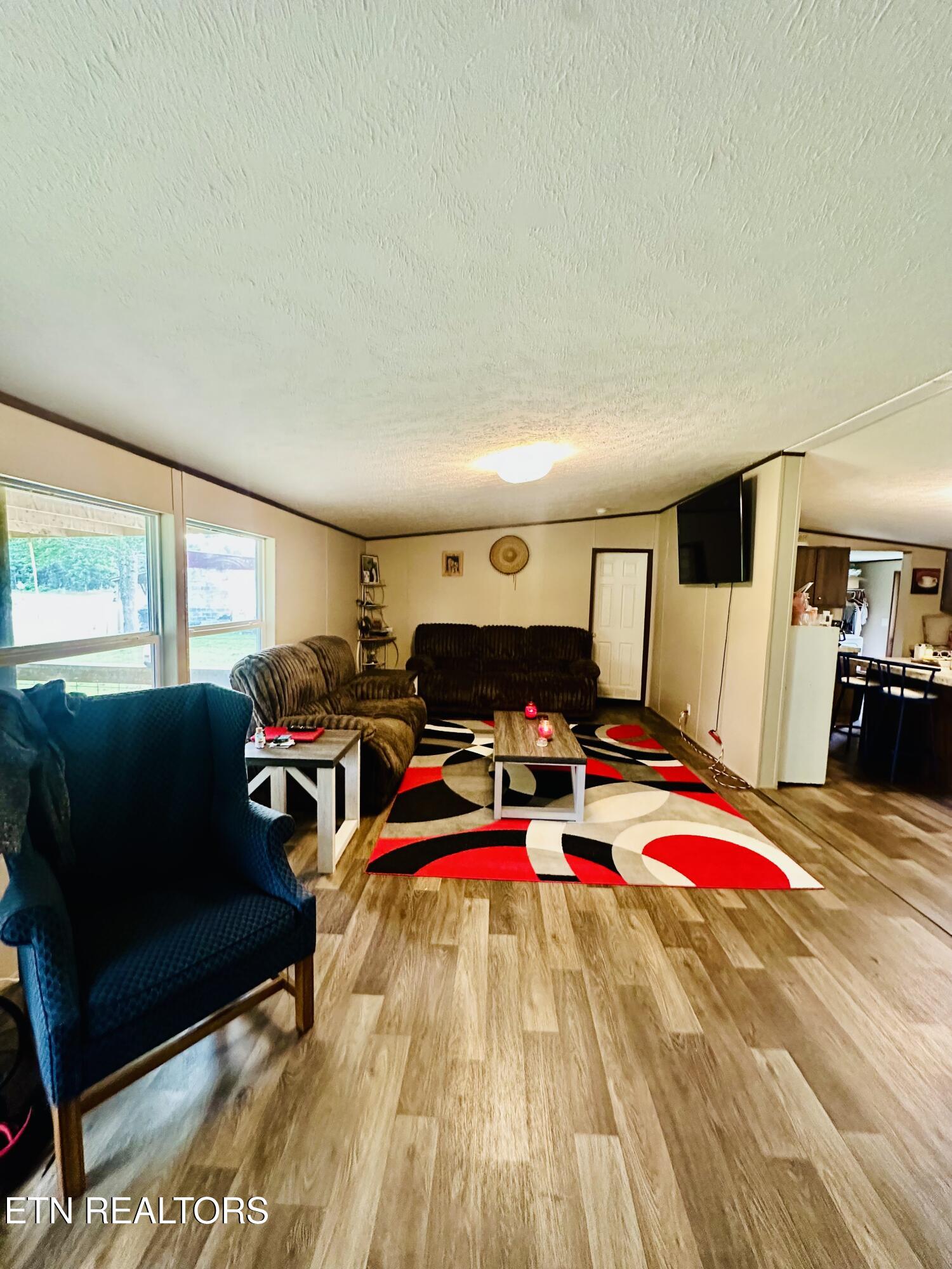 1240 Burrville Road Sunbright TN 37872