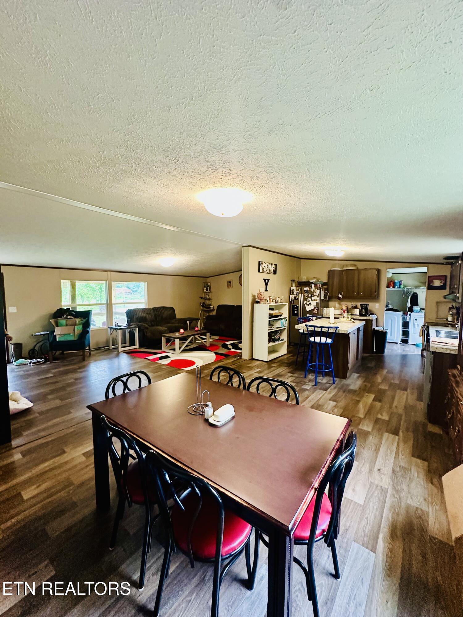 1240 Burrville Road Sunbright TN 37872