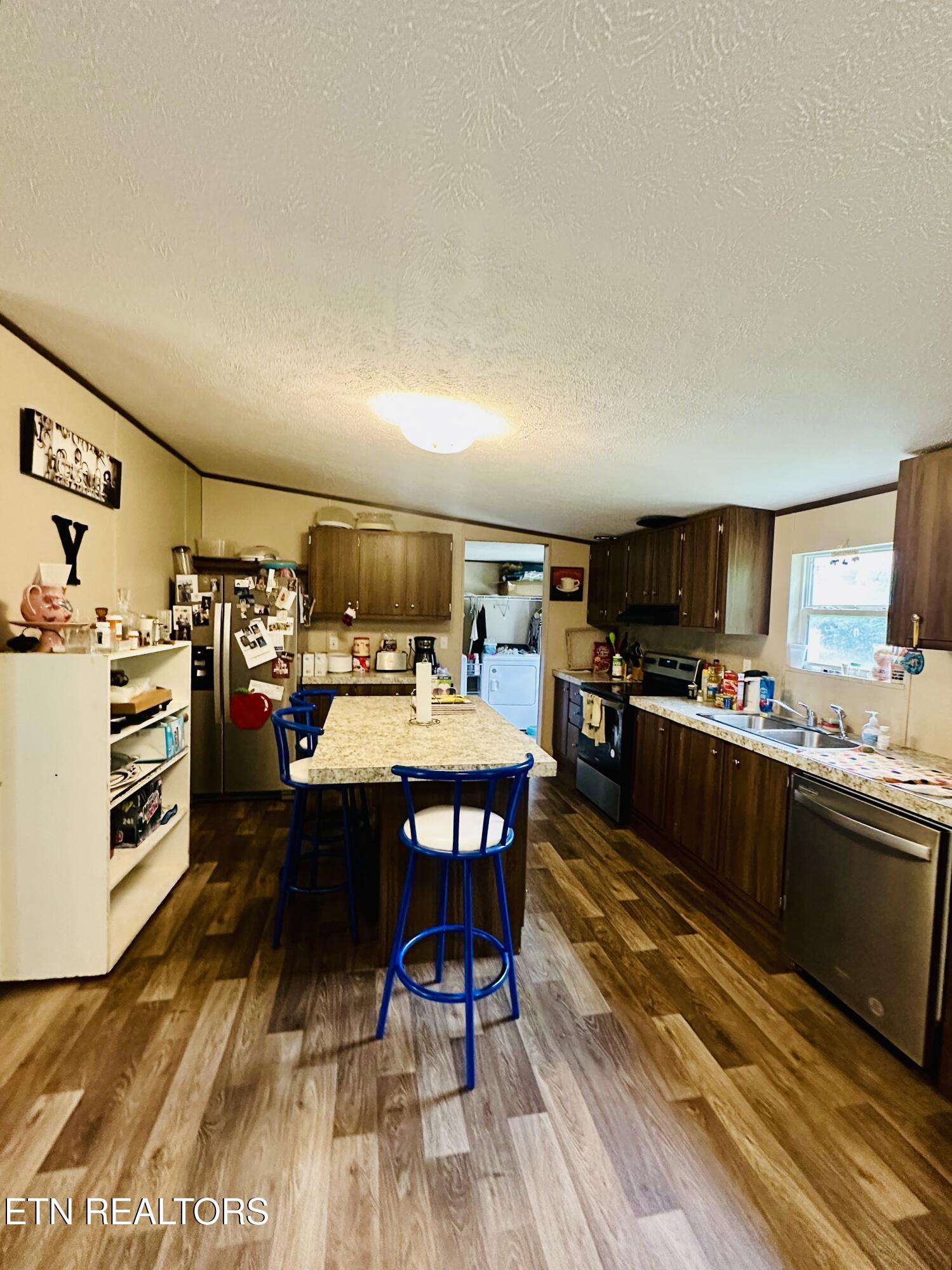 1240 Burrville Road Sunbright TN 37872