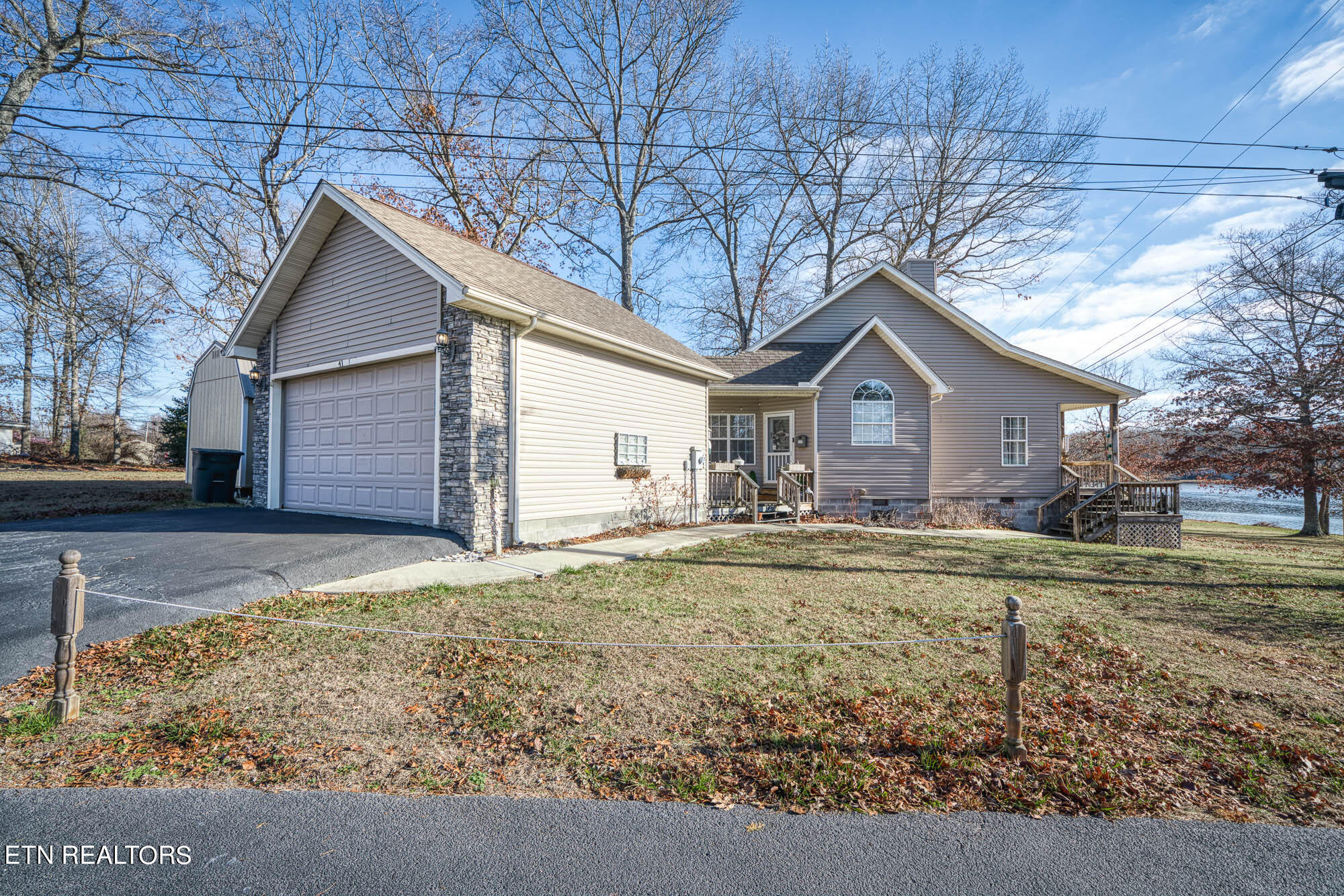 41 Greystone Lane Crossville TN 38571