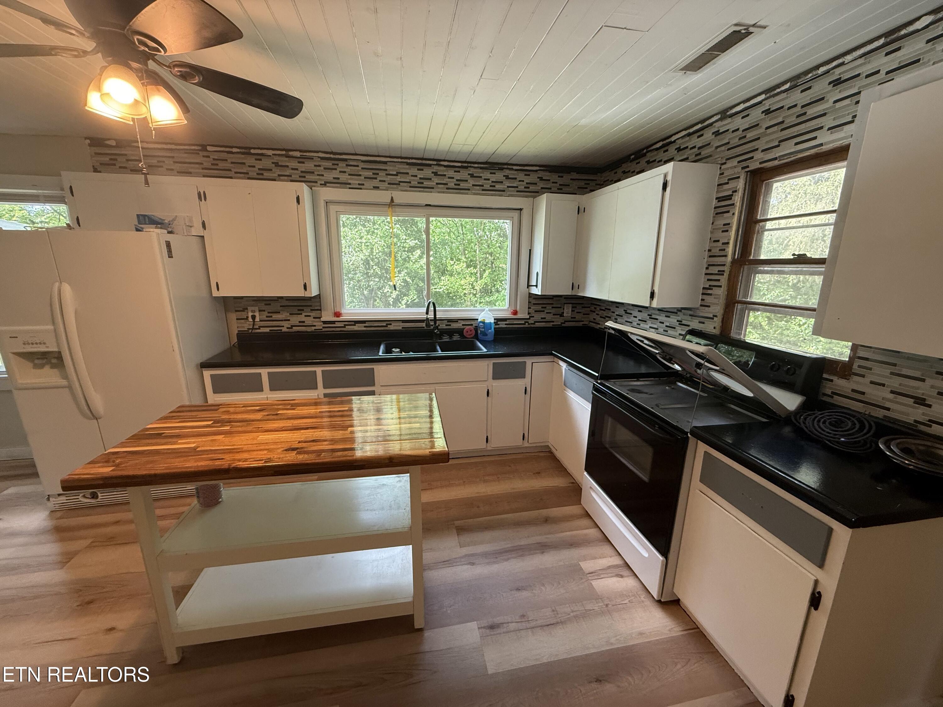 2850 Hodges Ferry Road Kodak TN 37764