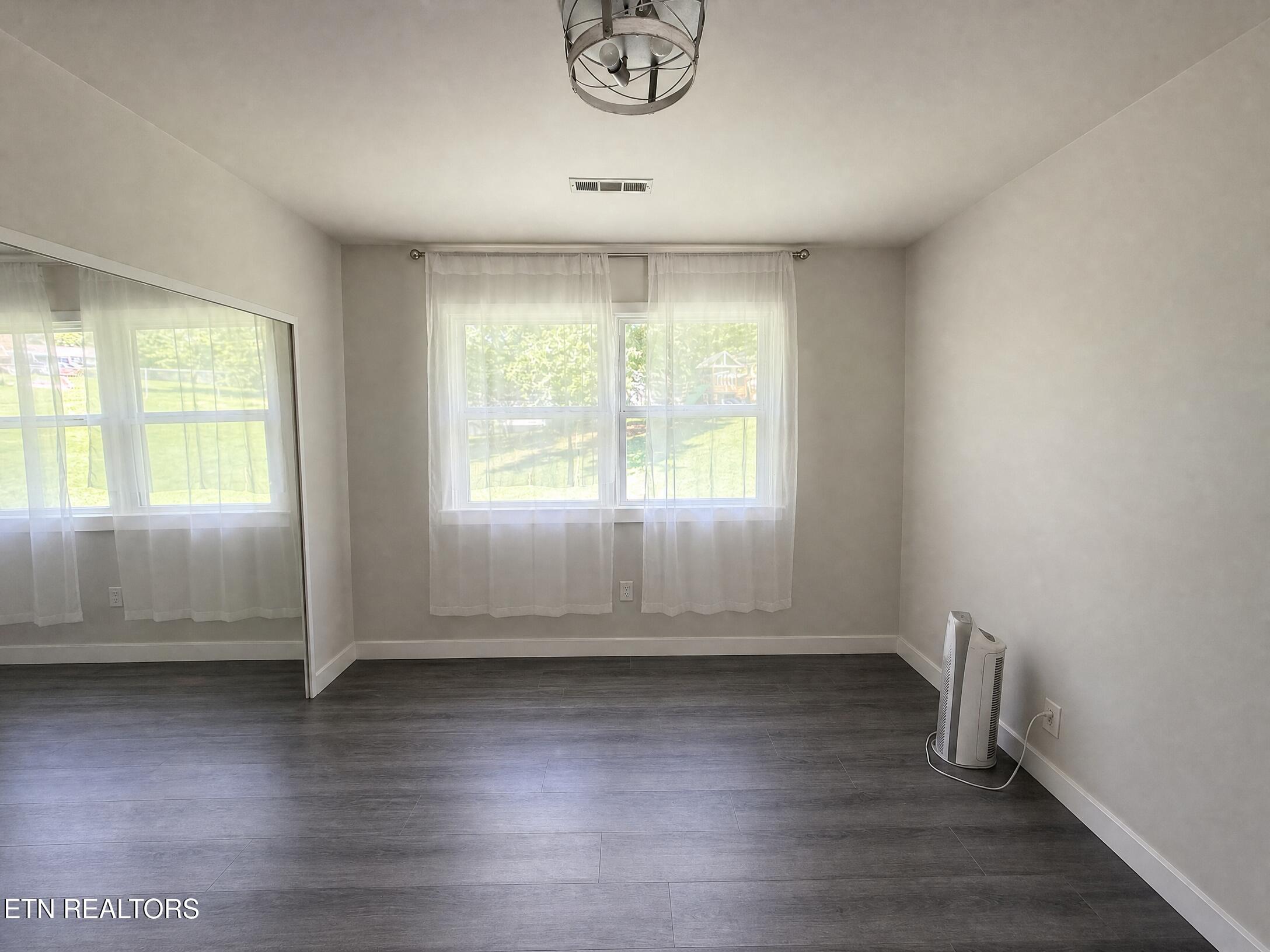 4417 Silverhill Drive Knoxville TN 37921