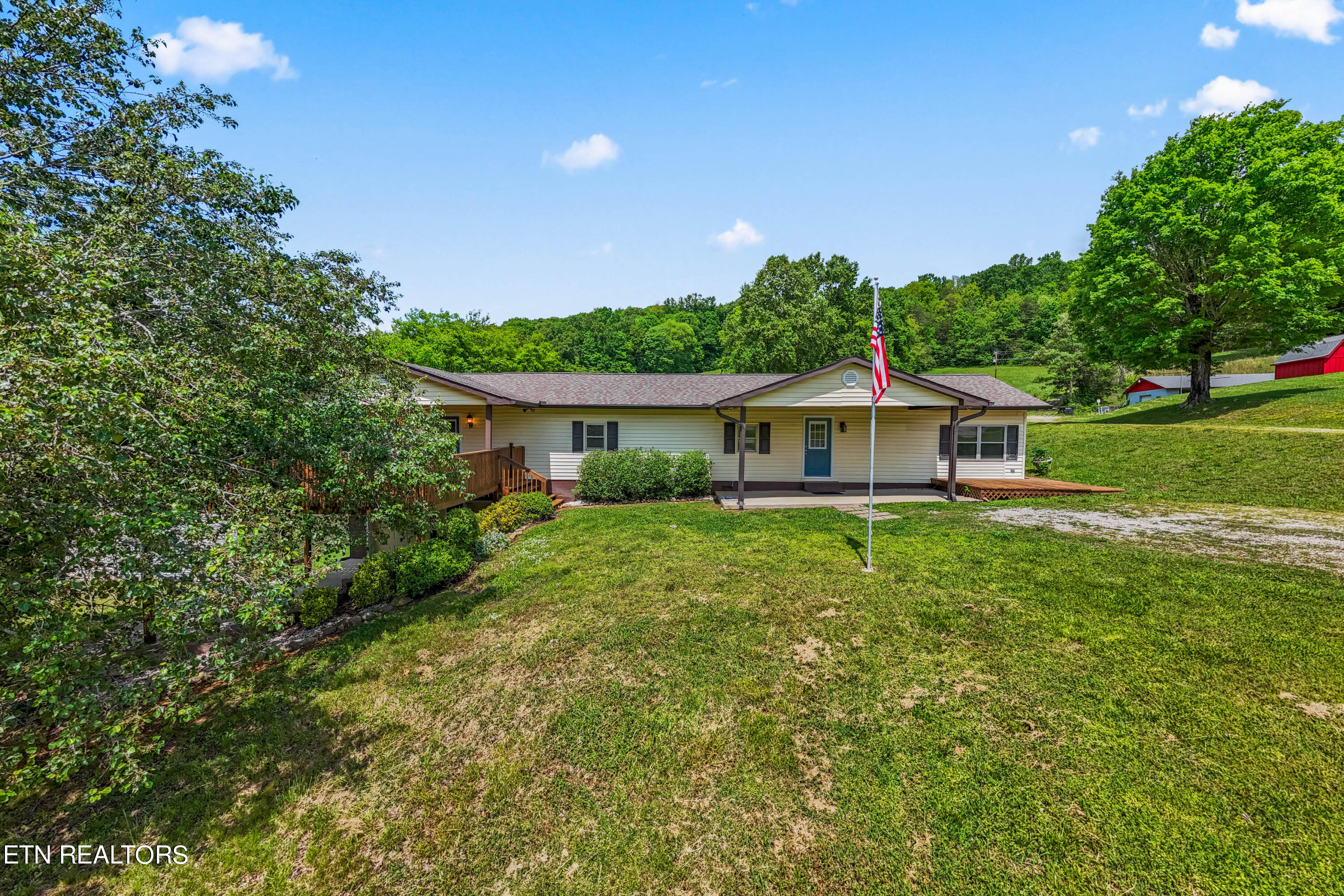 417 Ridge Crest Road Luttrell TN 37779