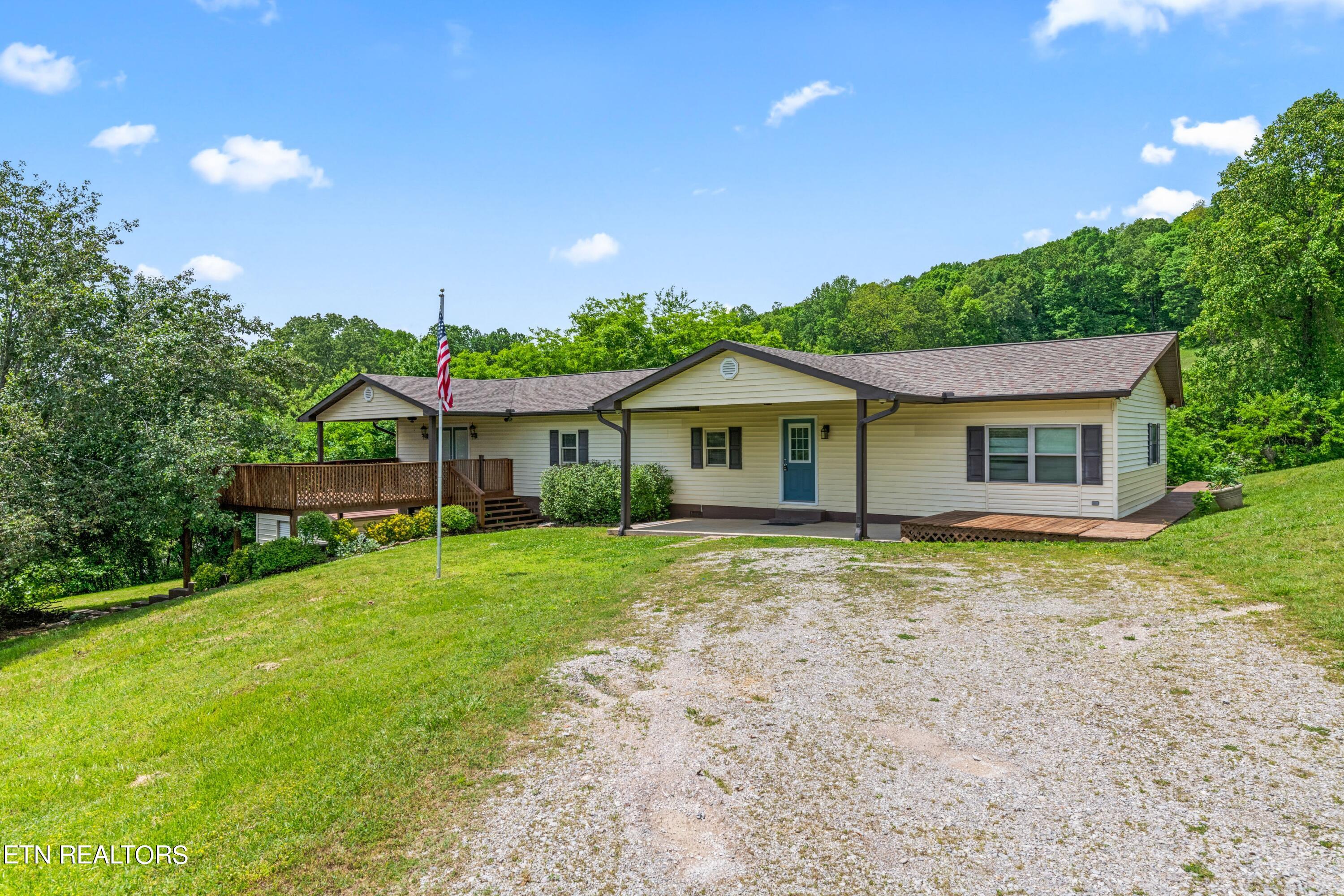 417 Ridge Crest Road Luttrell TN 37779