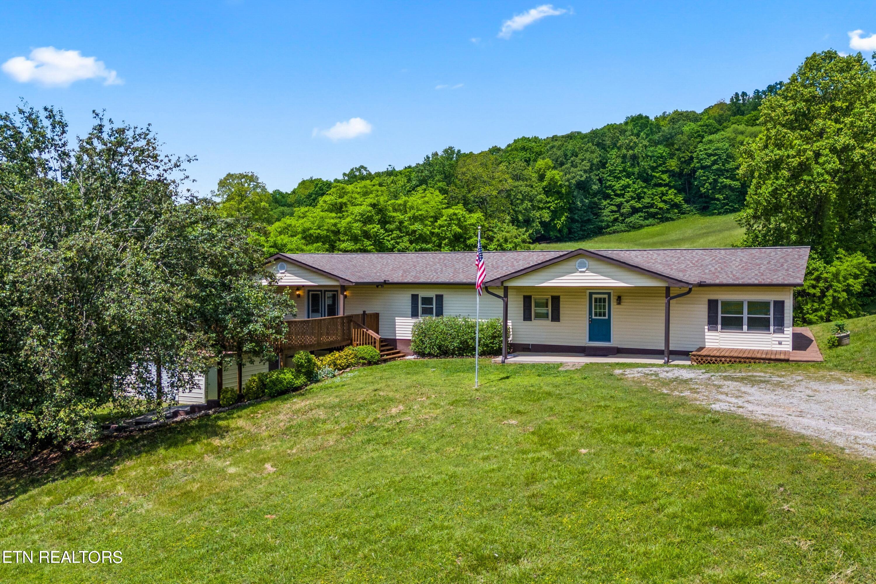 417 Ridge Crest Road Luttrell TN 37779