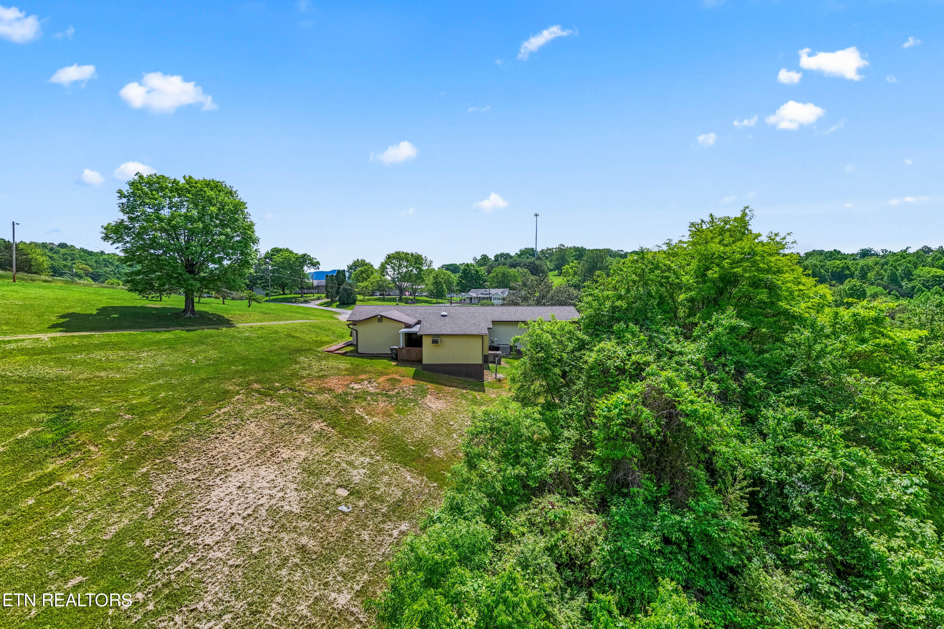 417 Ridge Crest Road Luttrell TN 37779