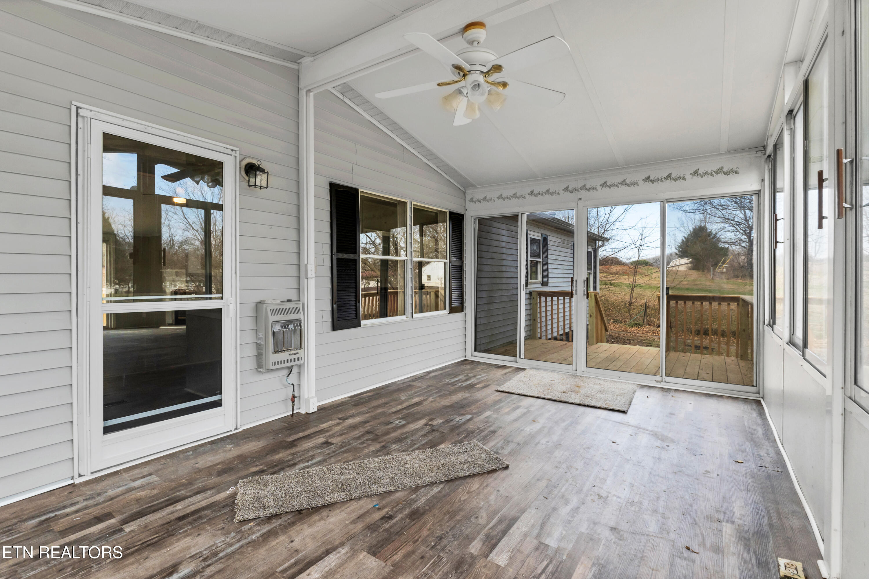 533 Disco Loop Road Friendsville TN 37737