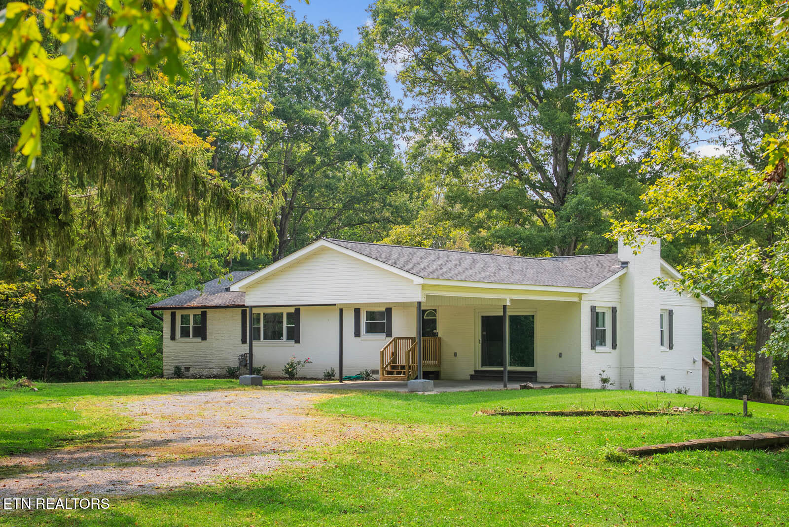 3571 Sparta Highway Crossville TN 38572