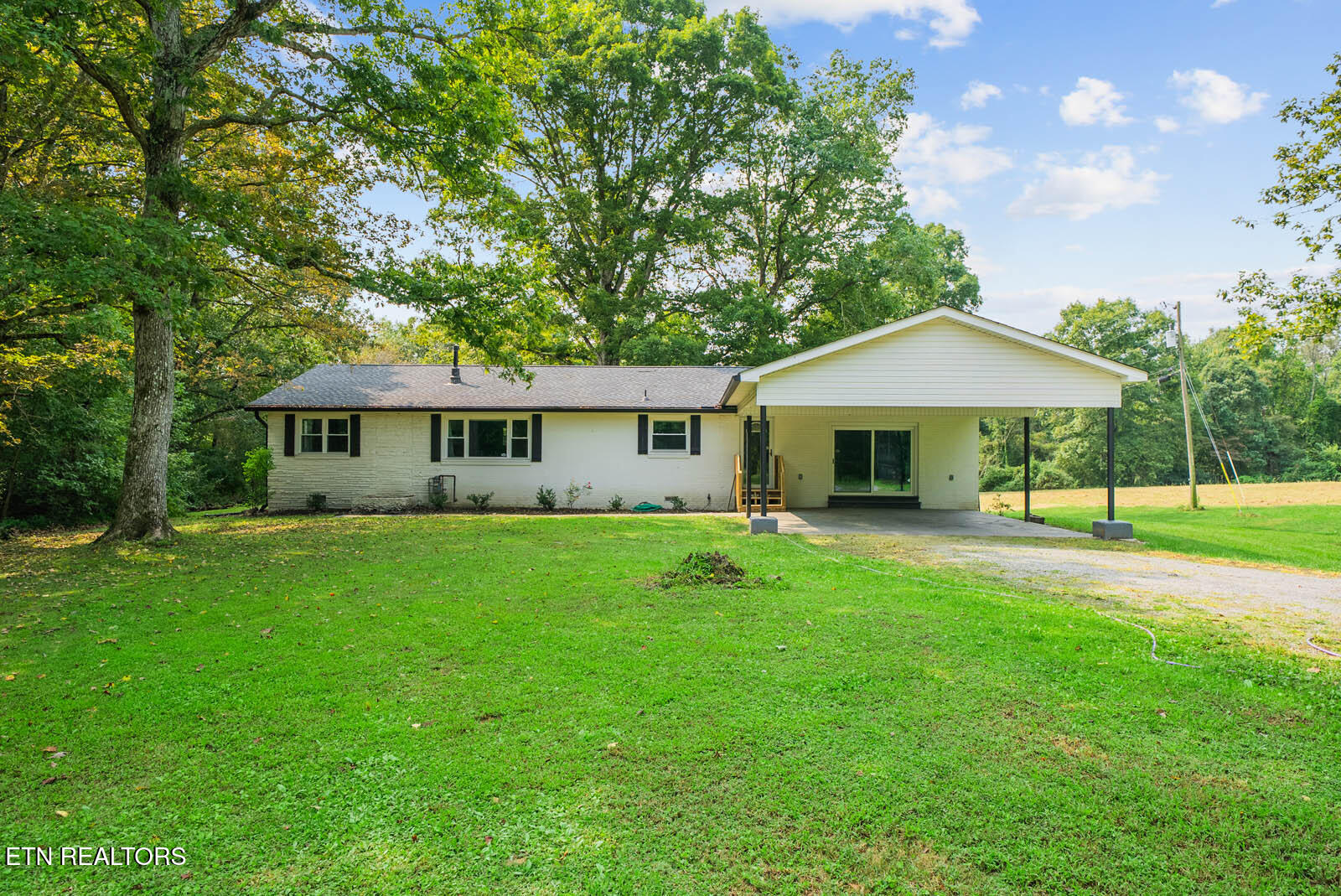 3571 Sparta Highway Crossville TN 38572