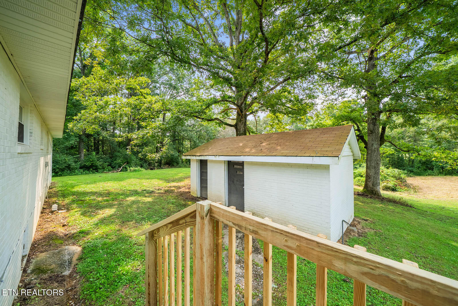 3571 Sparta Highway Crossville TN 38572