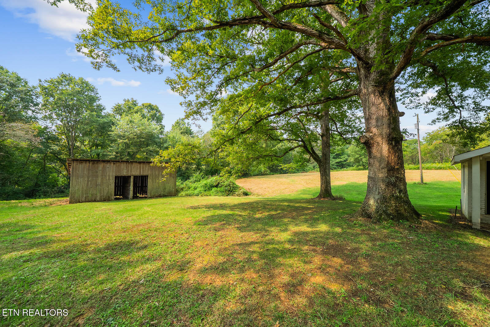 3571 Sparta Highway Crossville TN 38572