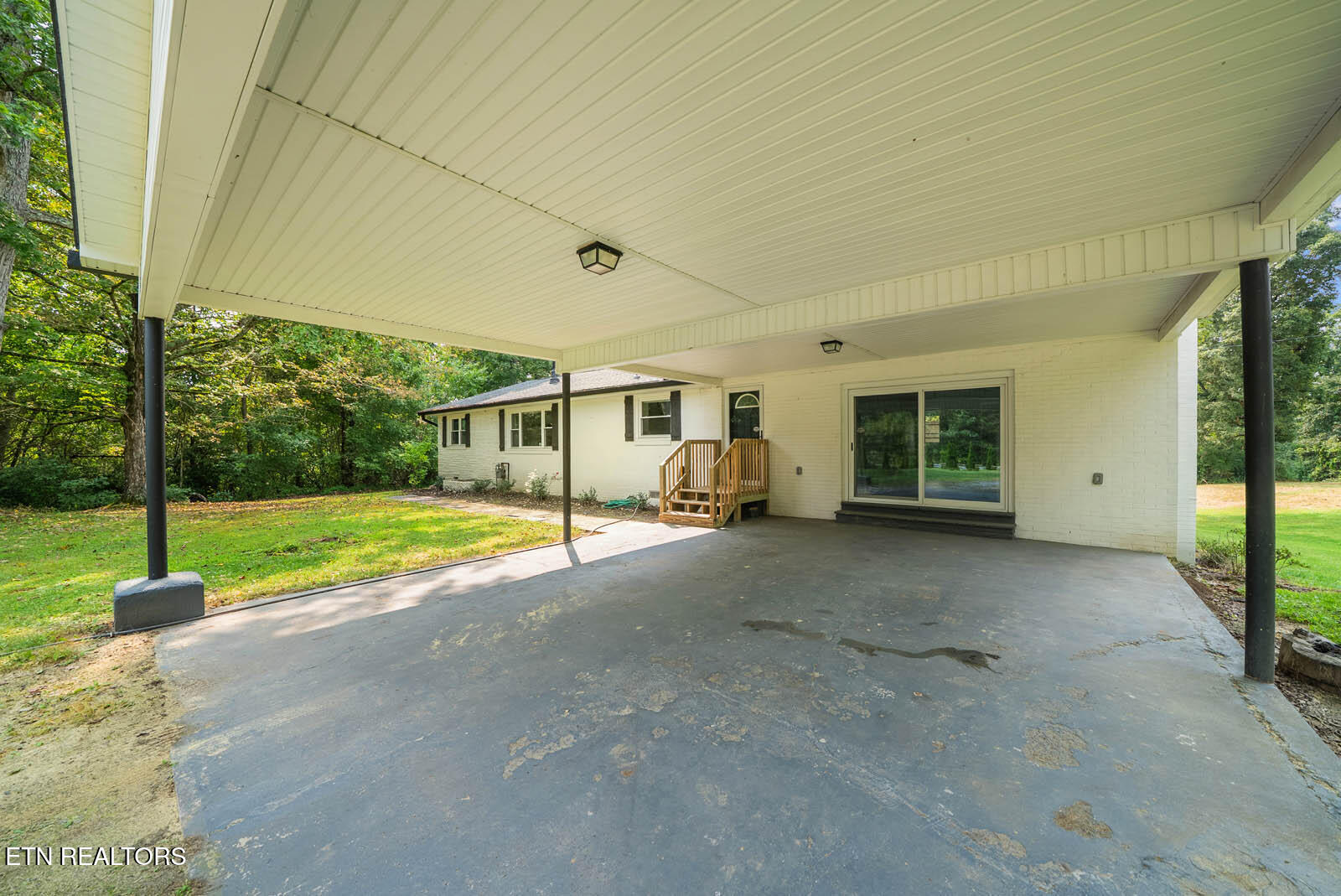 3571 Sparta Highway Crossville TN 38572