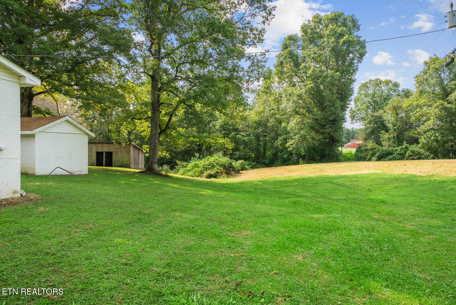 3571 Sparta Highway Crossville TN 38572