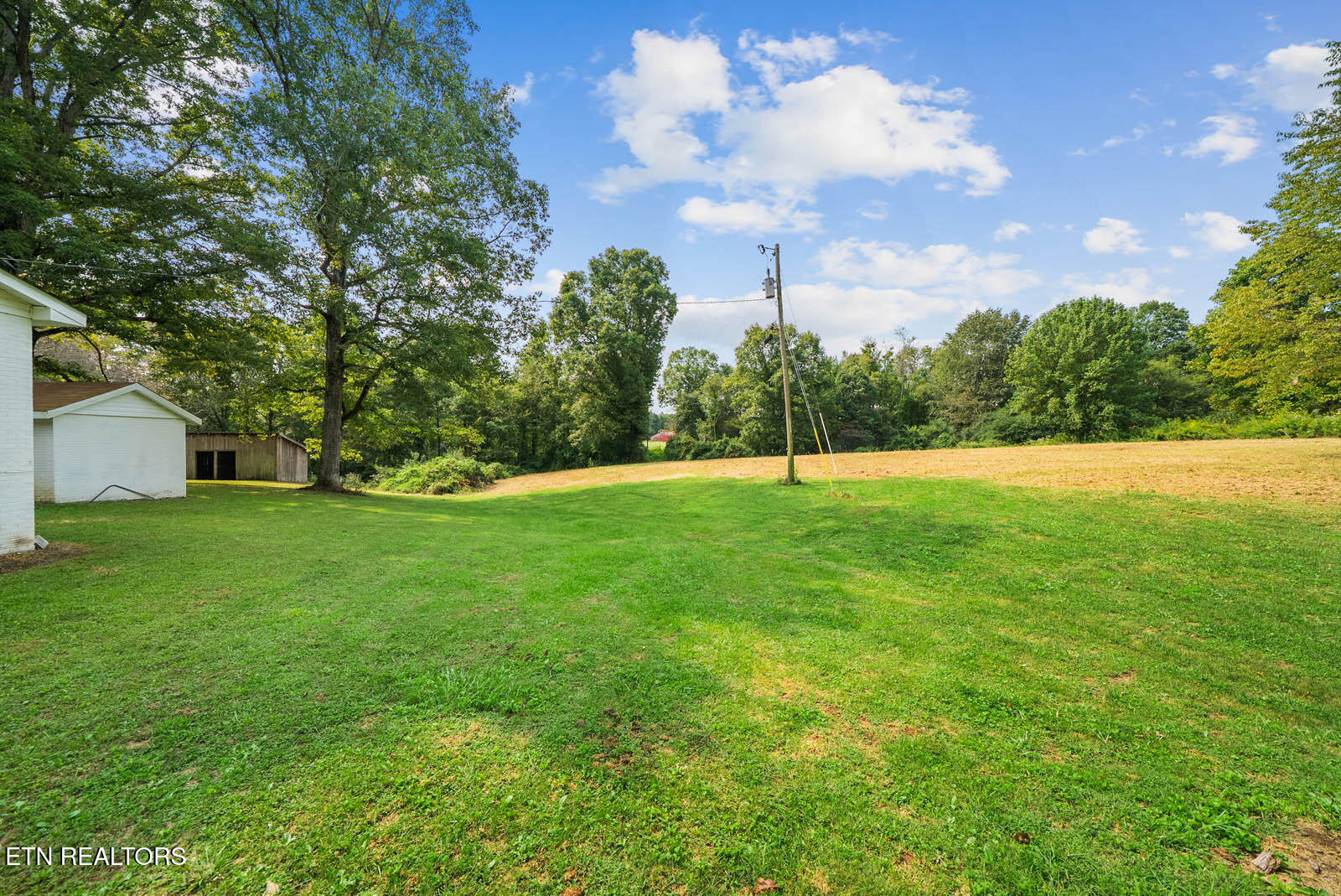 3571 Sparta Highway Crossville TN 38572