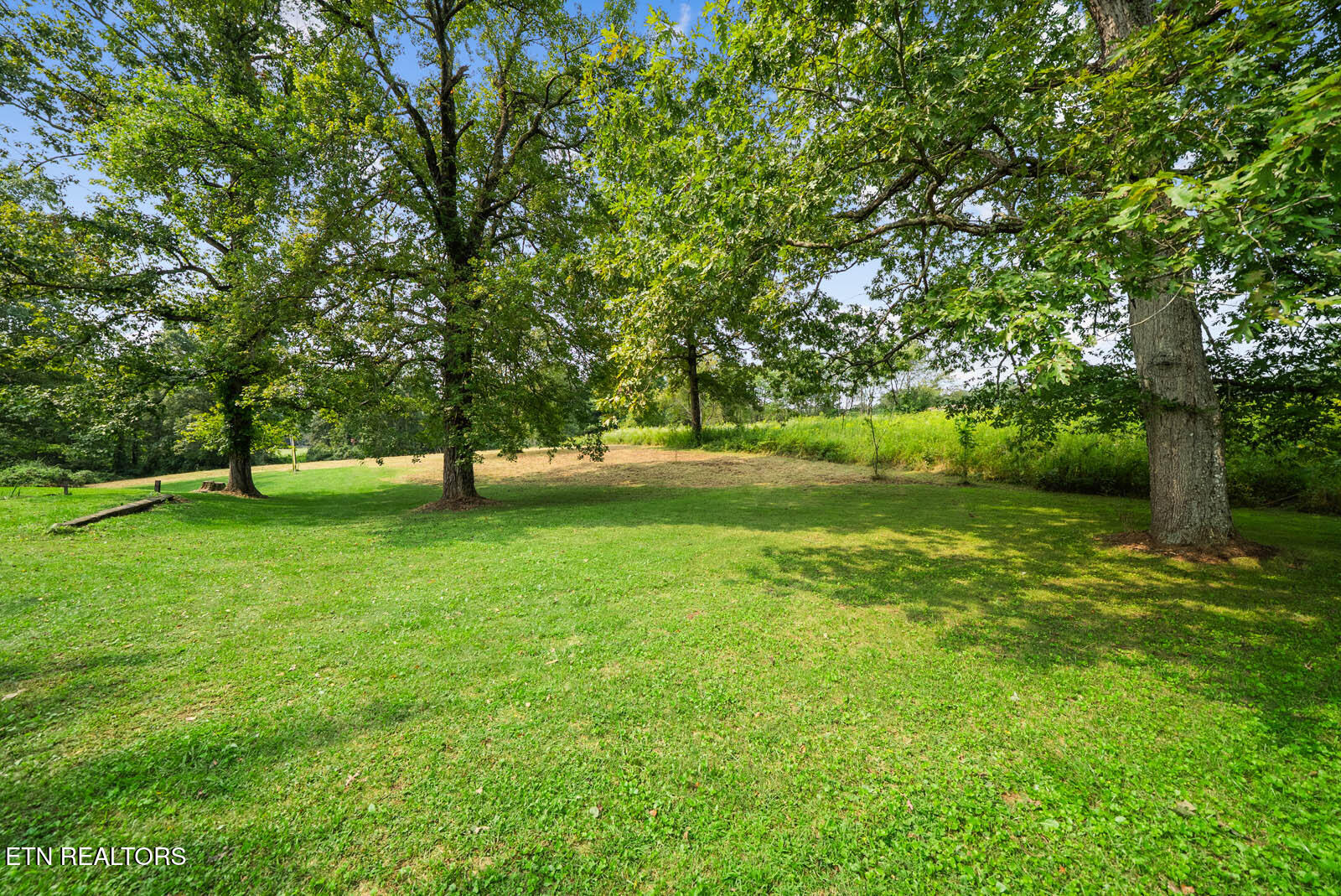 3571 Sparta Highway Crossville TN 38572