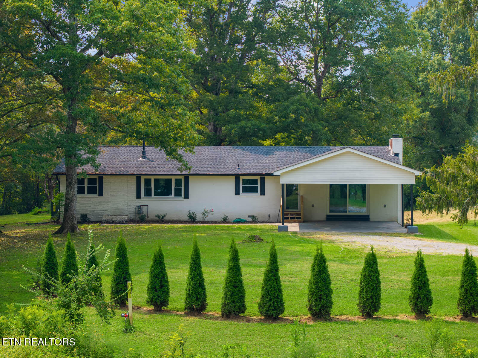 3571 Sparta Highway Crossville TN 38572