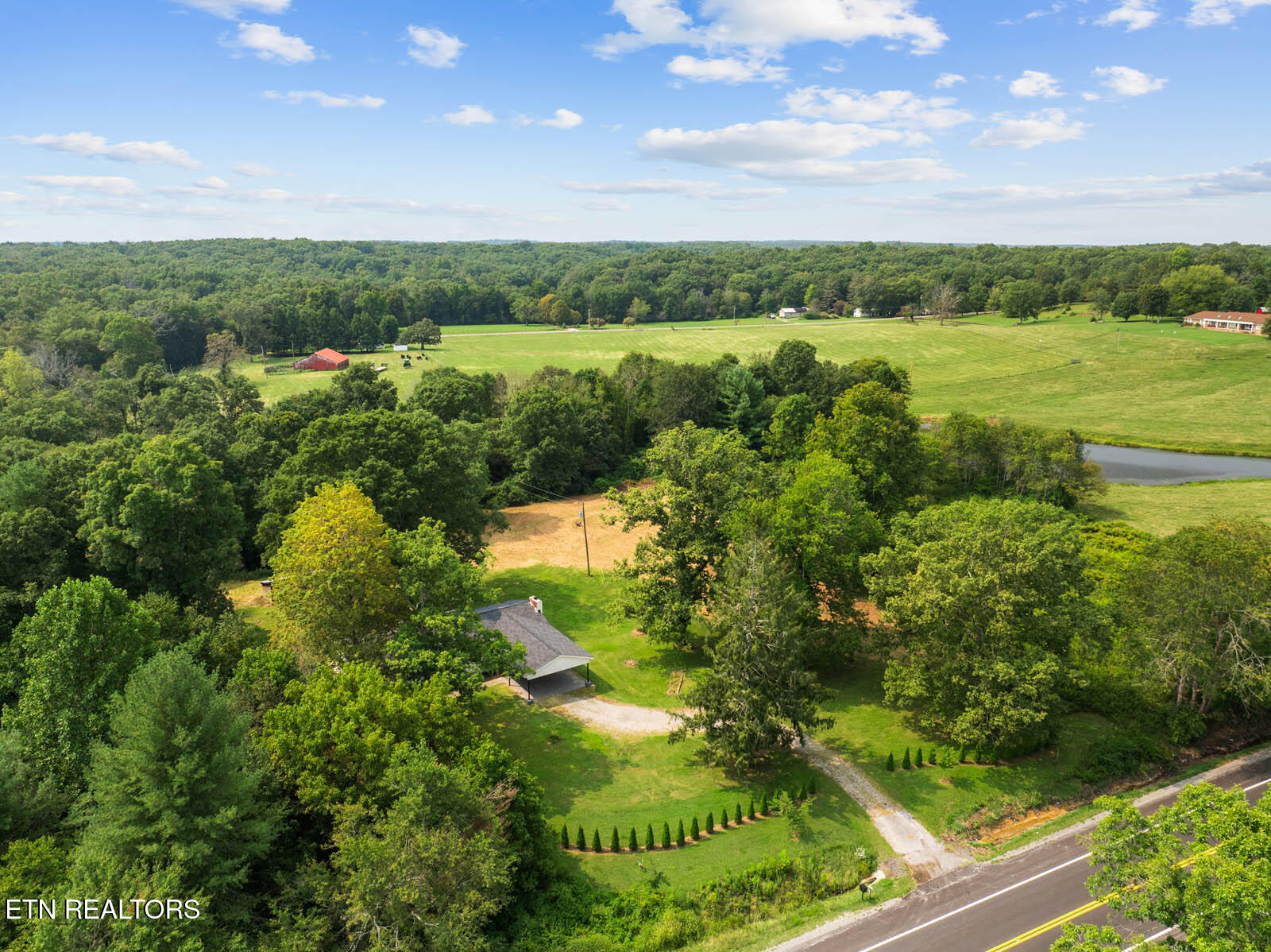 3571 Sparta Highway Crossville TN 38572