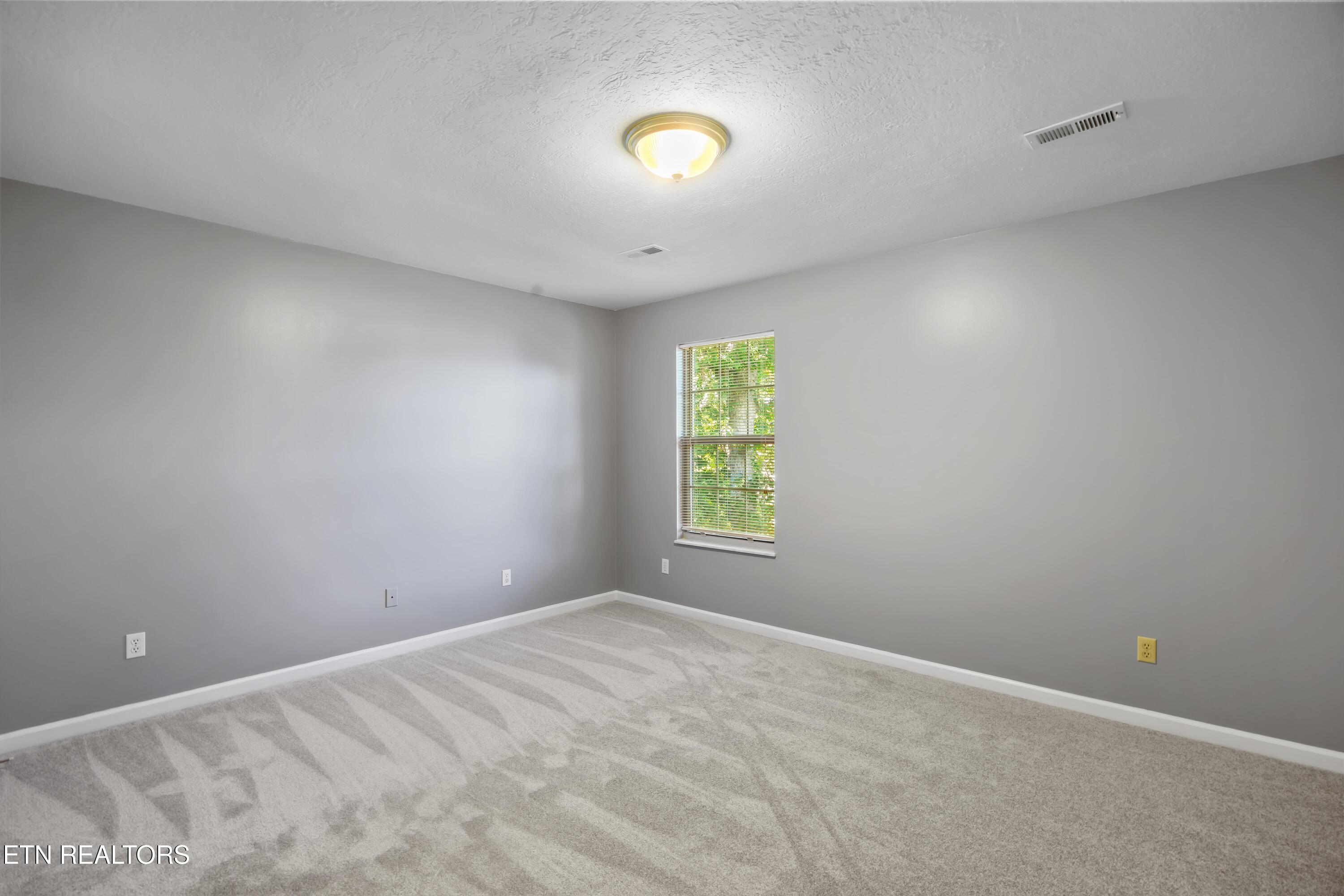 7128 Royal Springs Boulevard Knoxville TN 37918