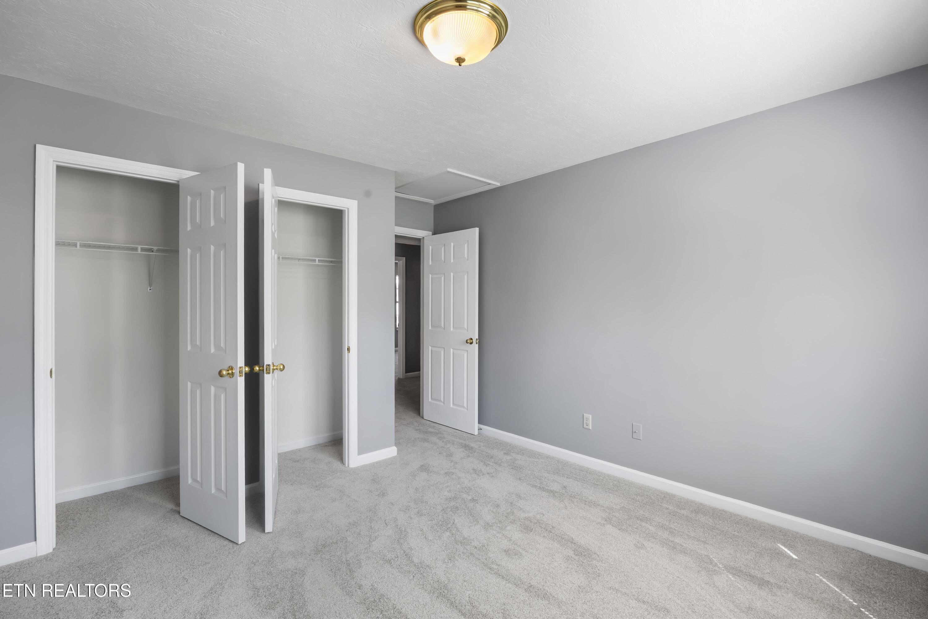 7128 Royal Springs Boulevard Knoxville TN 37918