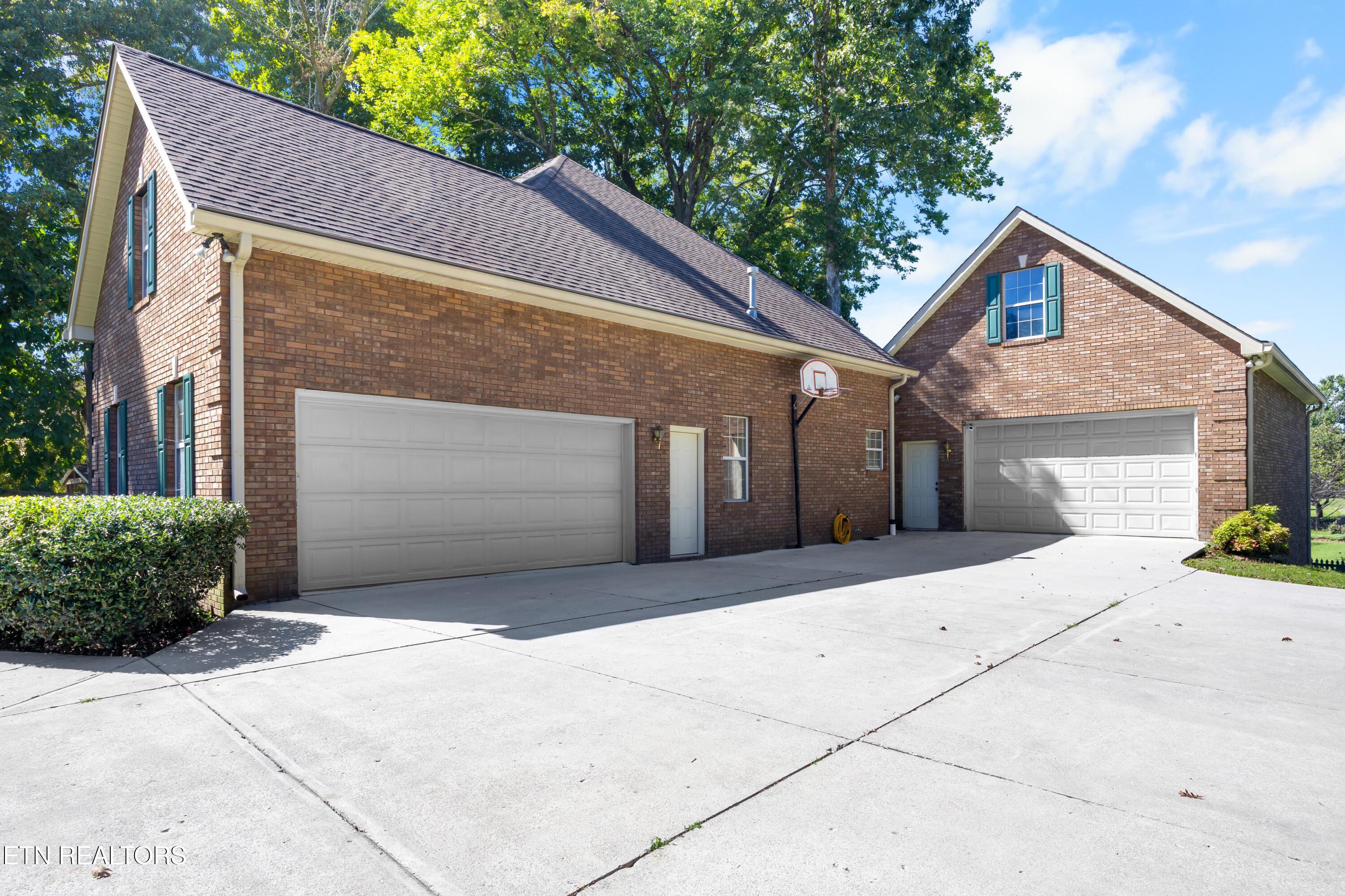 7128 Royal Springs Boulevard Knoxville TN 37918