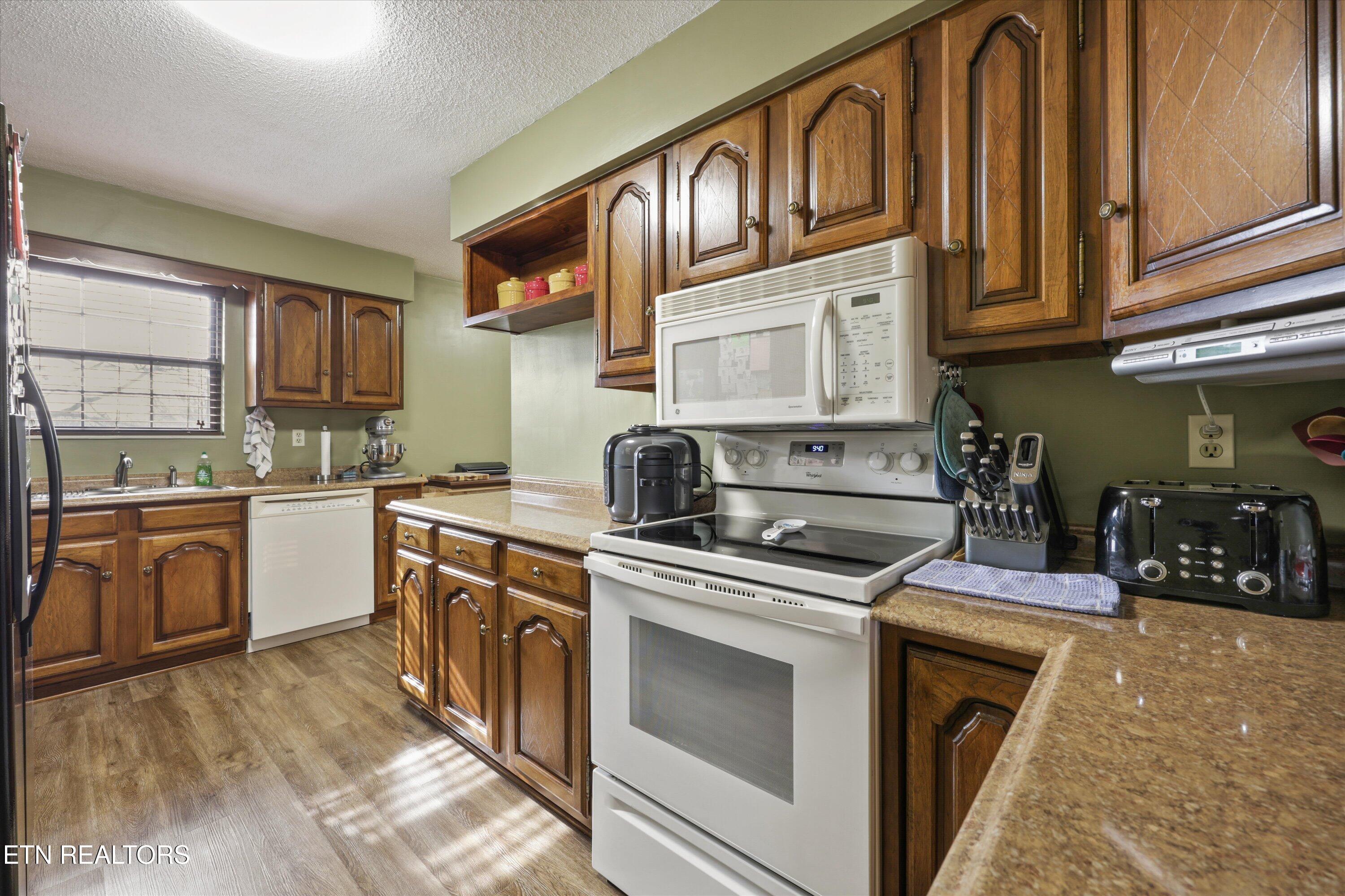 406 Powder House Road Powell TN 37849