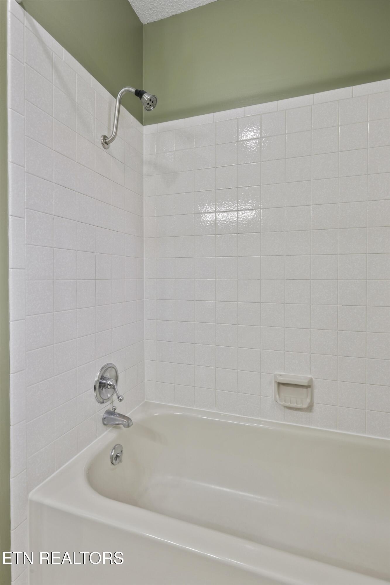 406 Powder House Road Powell TN 37849