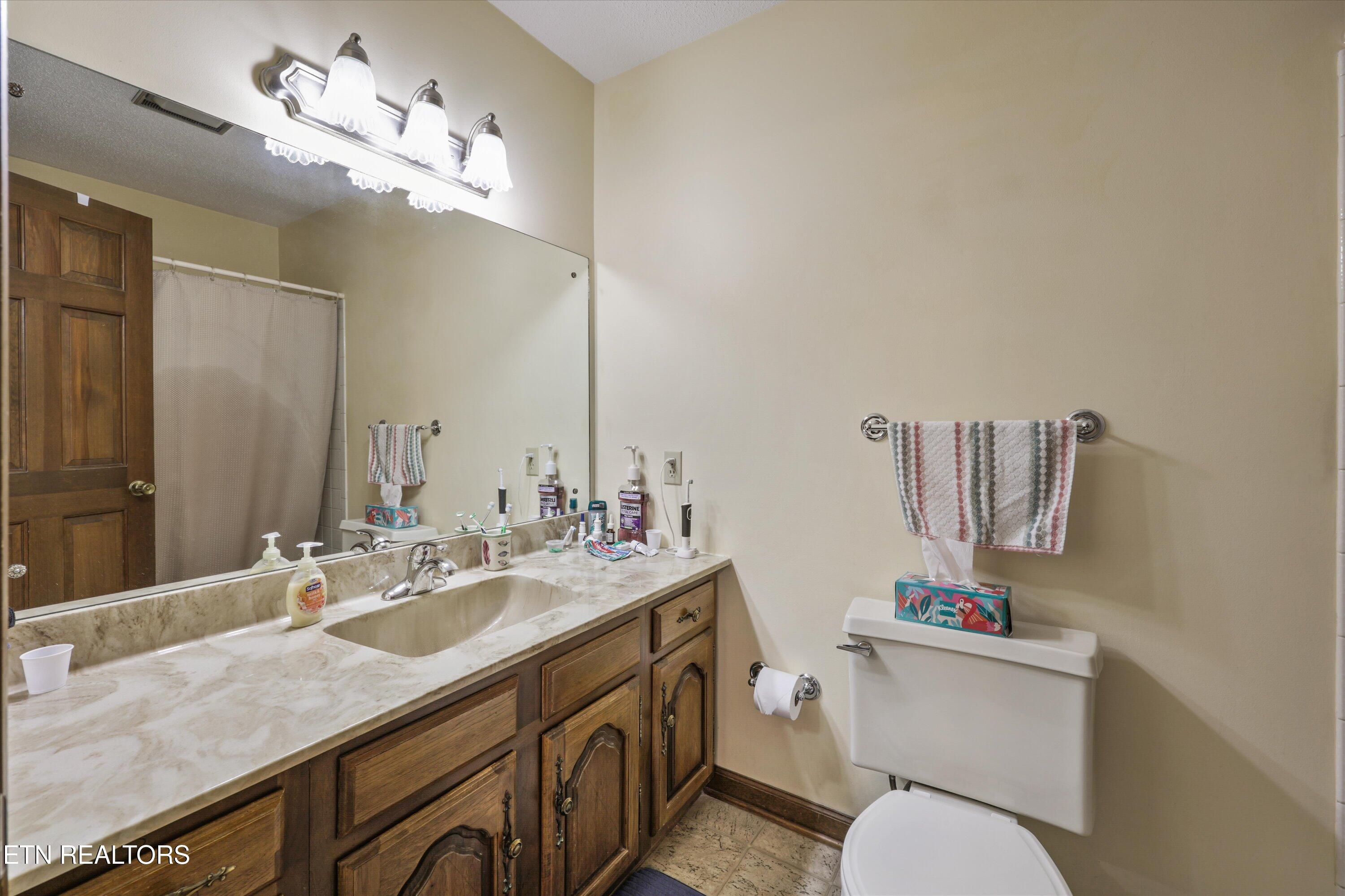 406 Powder House Road Powell TN 37849