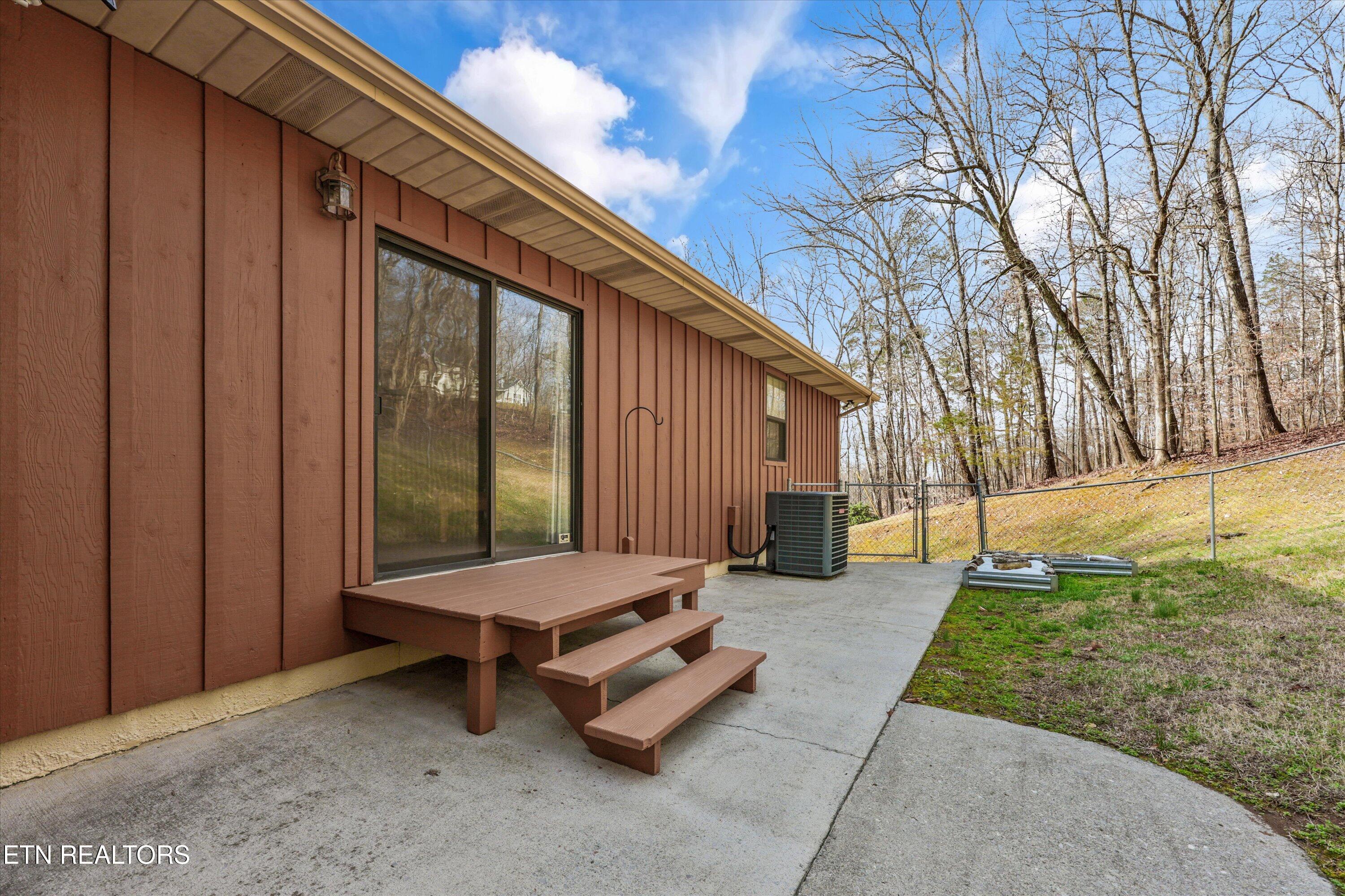 406 Powder House Road Powell TN 37849