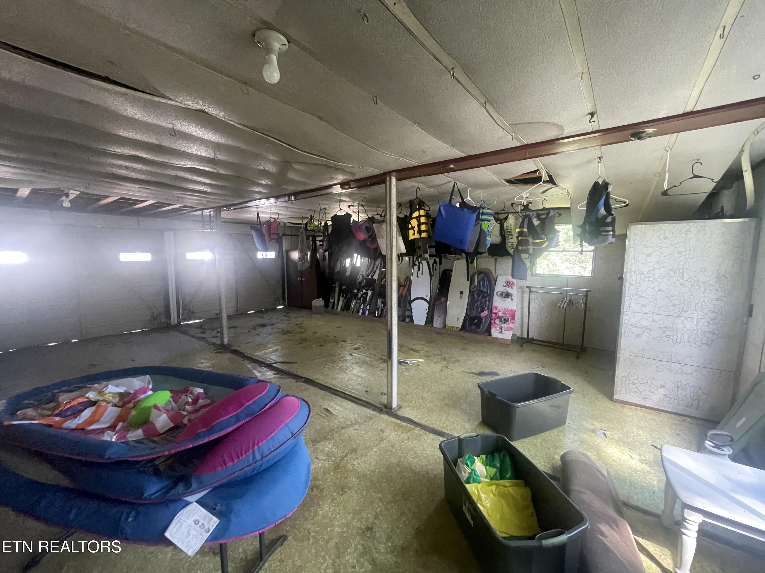 960 Indian River Boat Dock Road Jacksboro TN 37757