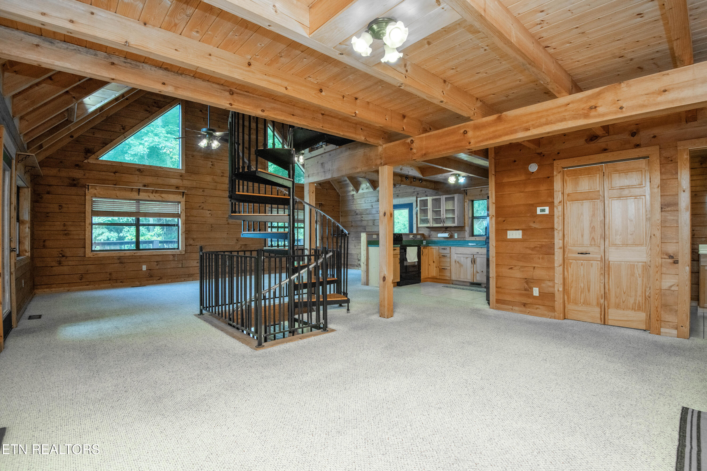 150 Limestone Lane New Tazewell TN 37825